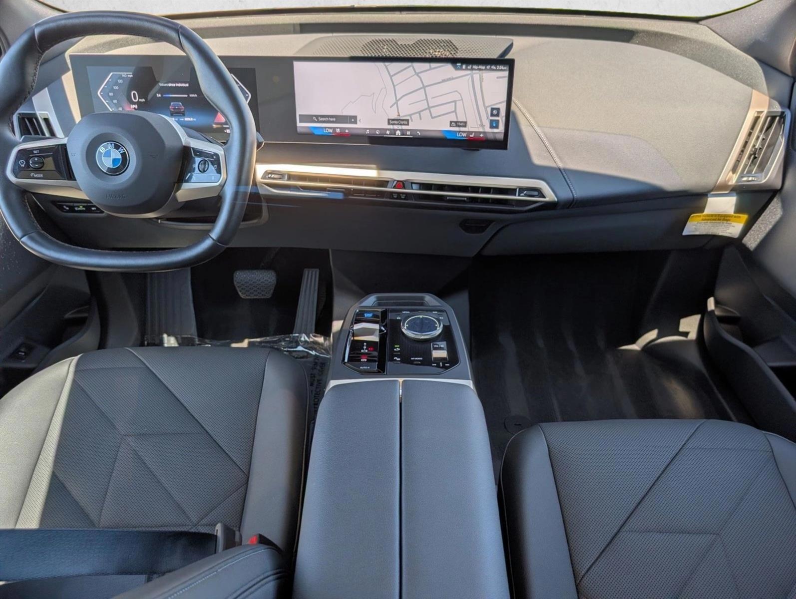Thumbnail: 2026 BMW iX - 4