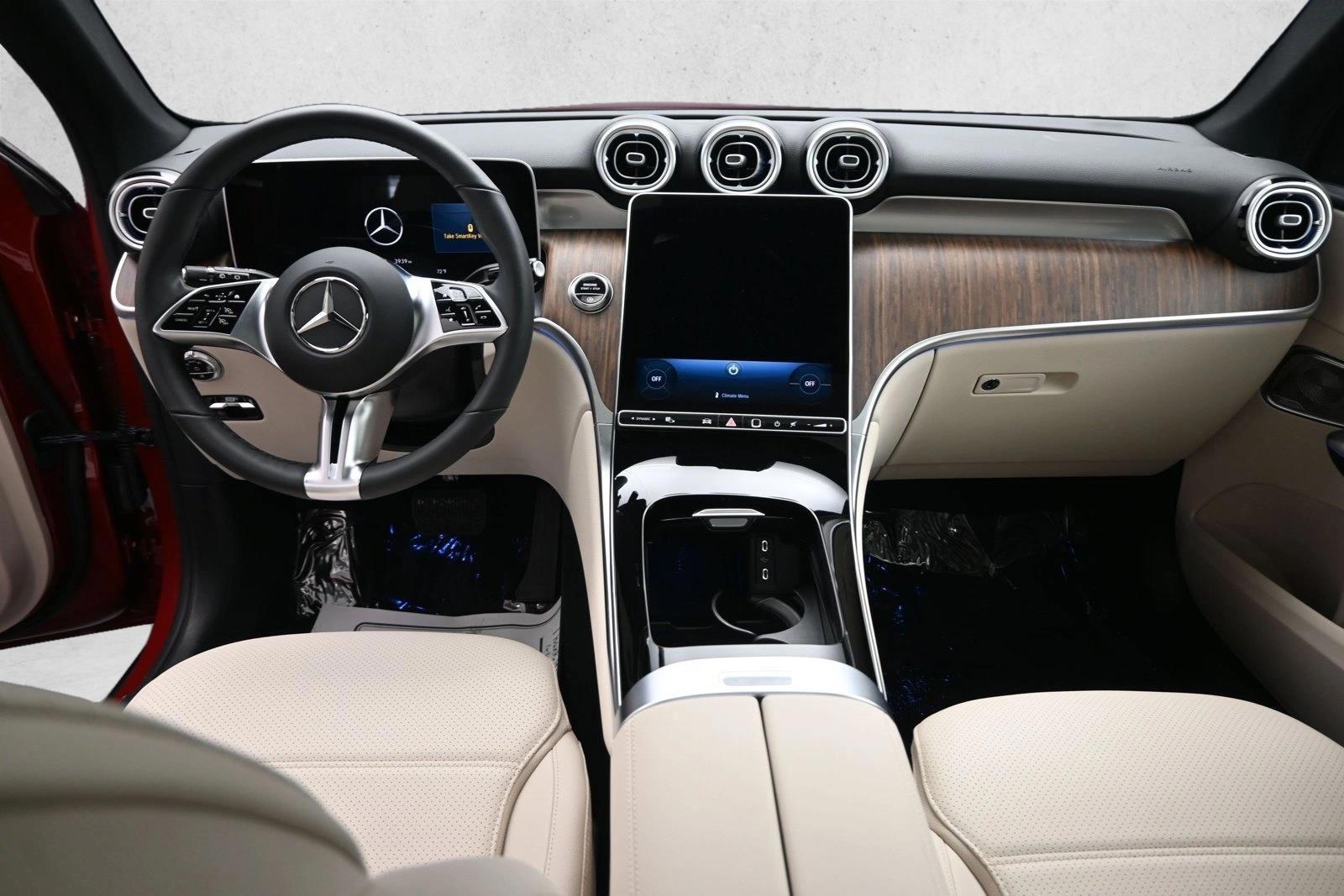 Thumbnail: 2026 Mercedes-Benz GLC - 4