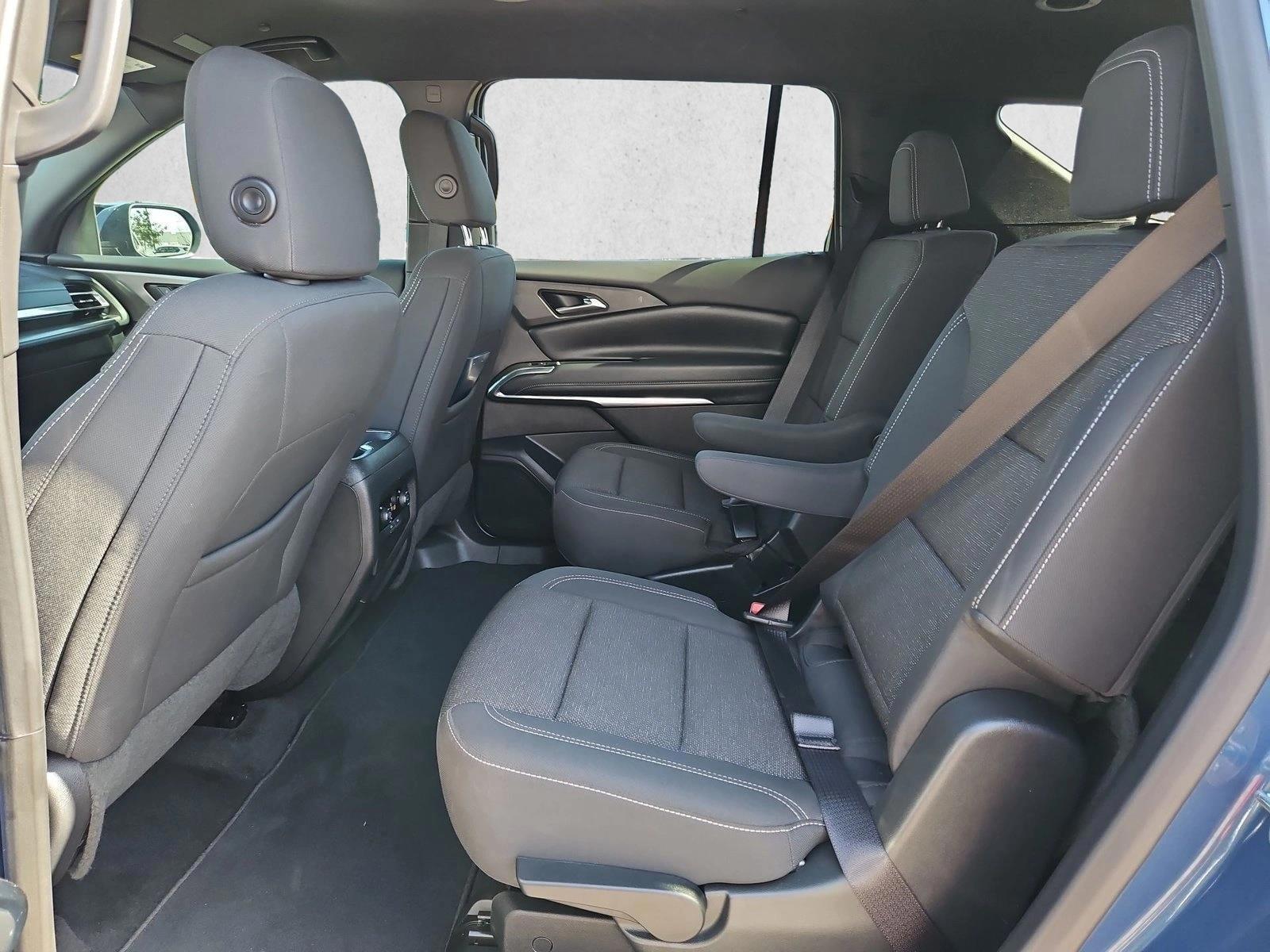 2025 Chevrolet Traverse LT - Photo 24