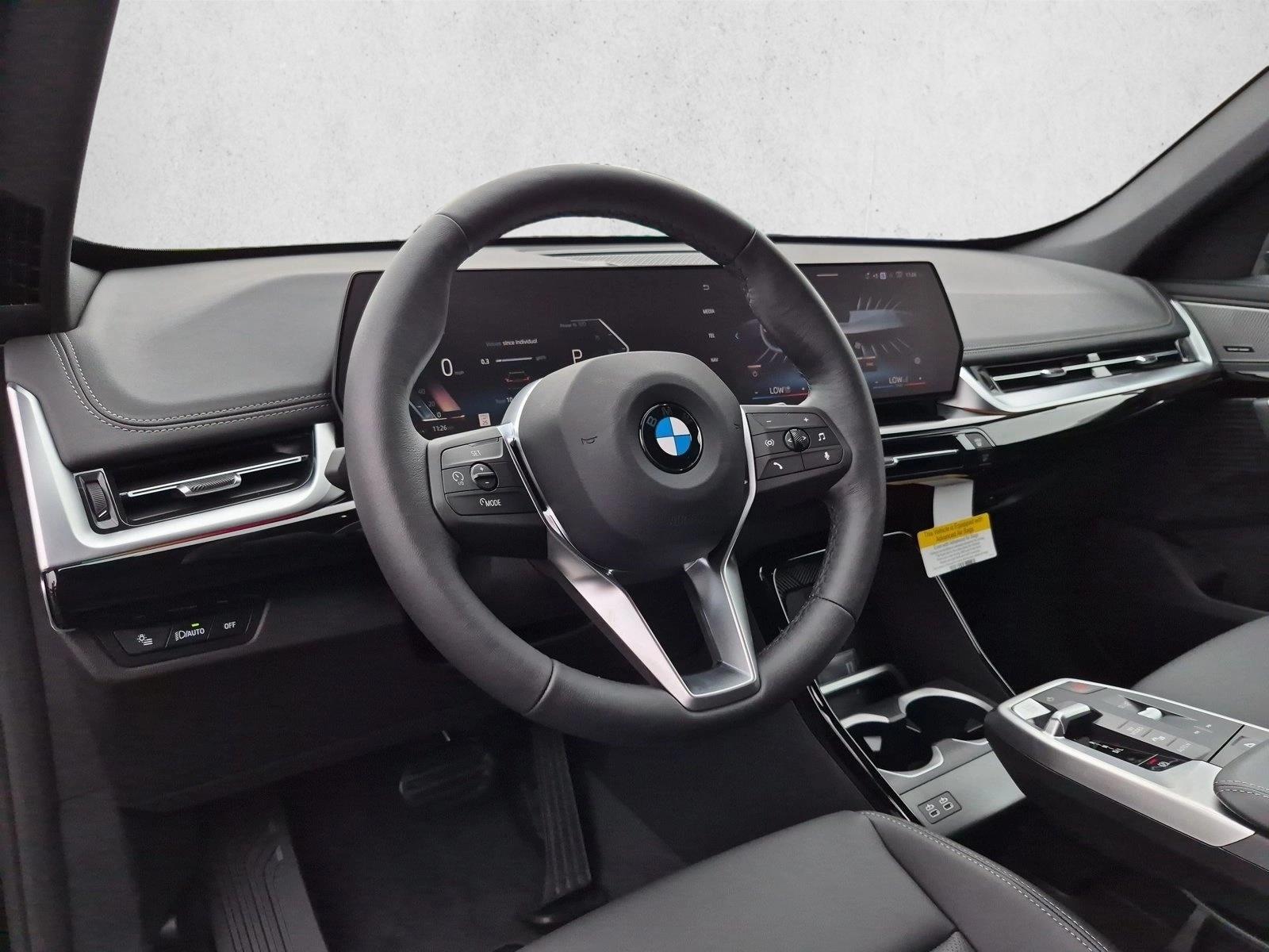 Thumbnail: 2026 BMW X1 - 3