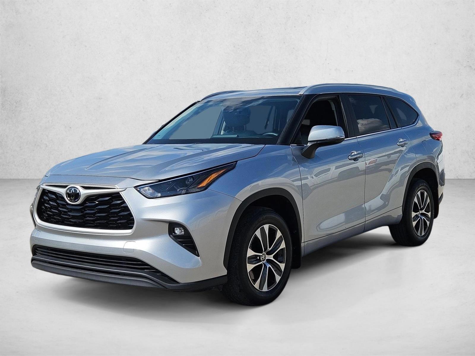 Thumbnail: 2023 Toyota Highlander - 1