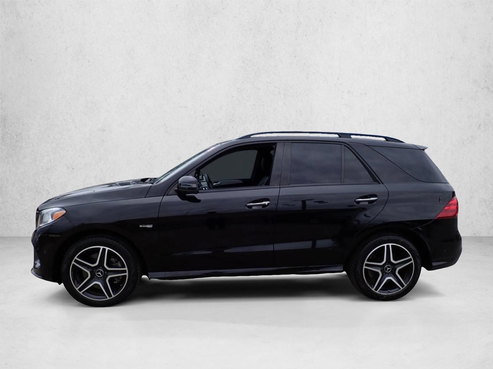 Thumbnail: 2019 Mercedes-Benz GLE - 2