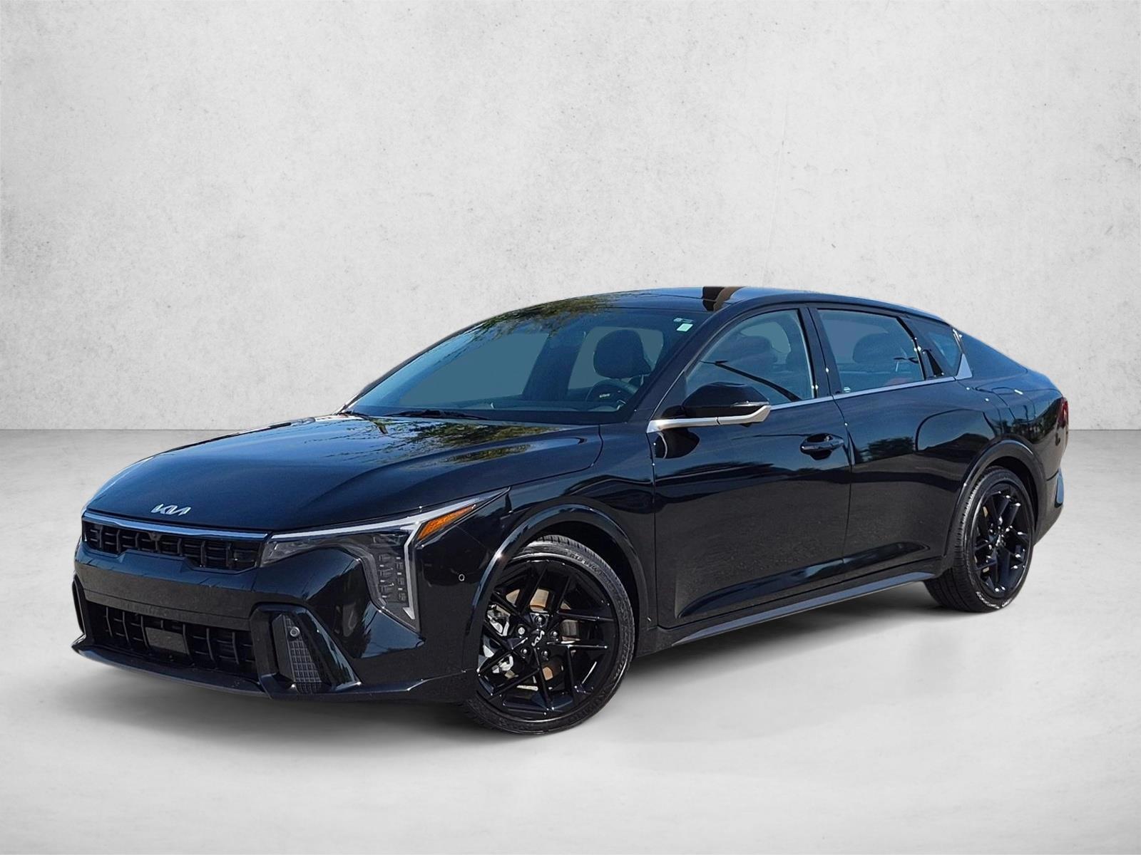 Thumbnail: 2025 Kia K4 - 1