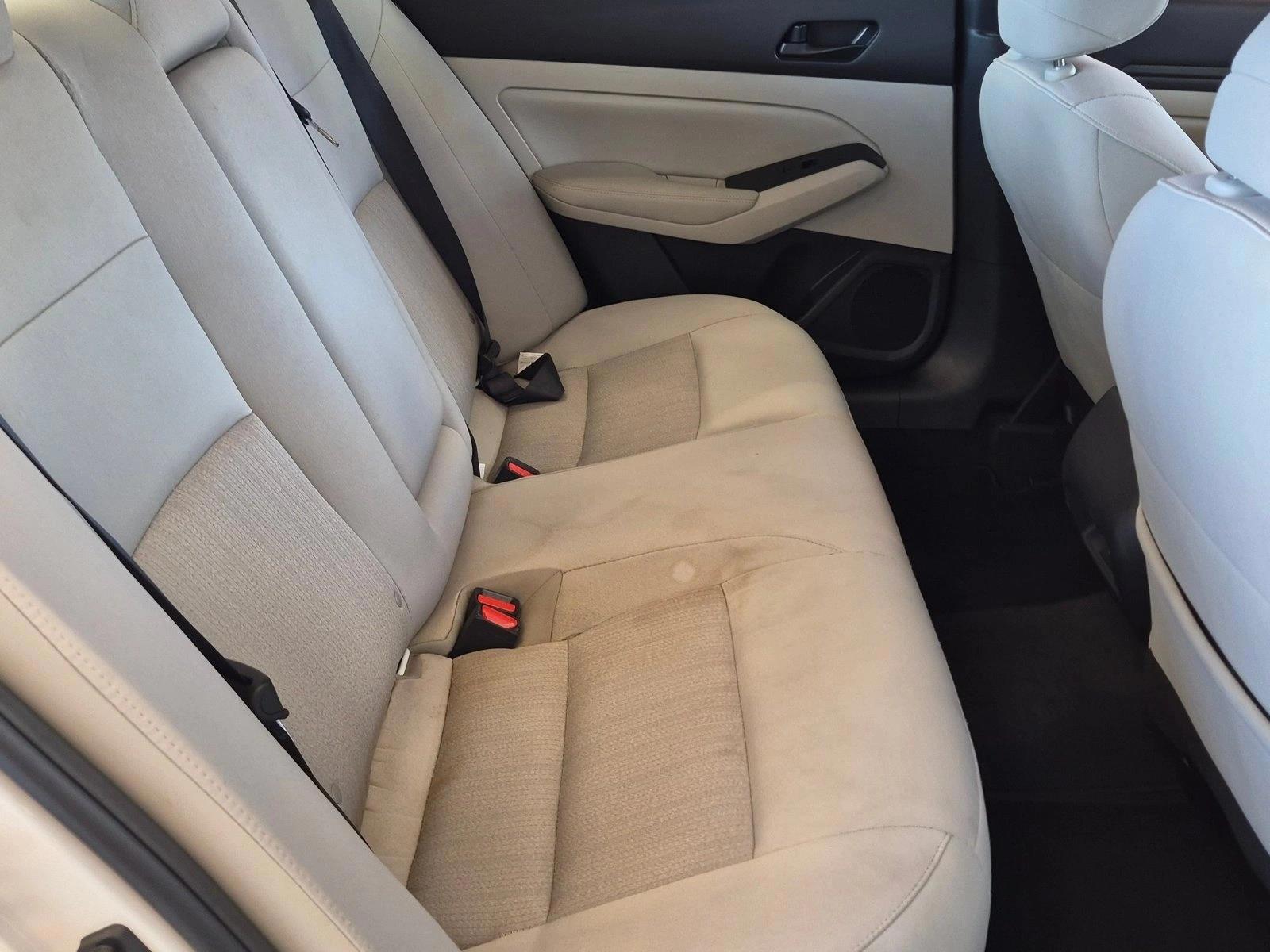 2025 Nissan Altima SV - Photo 18