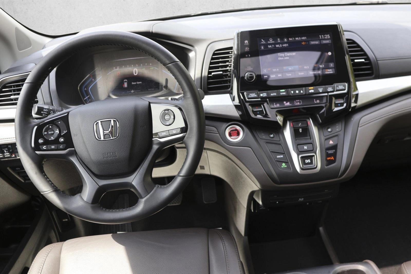 Thumbnail: 2018 Honda Odyssey - 4