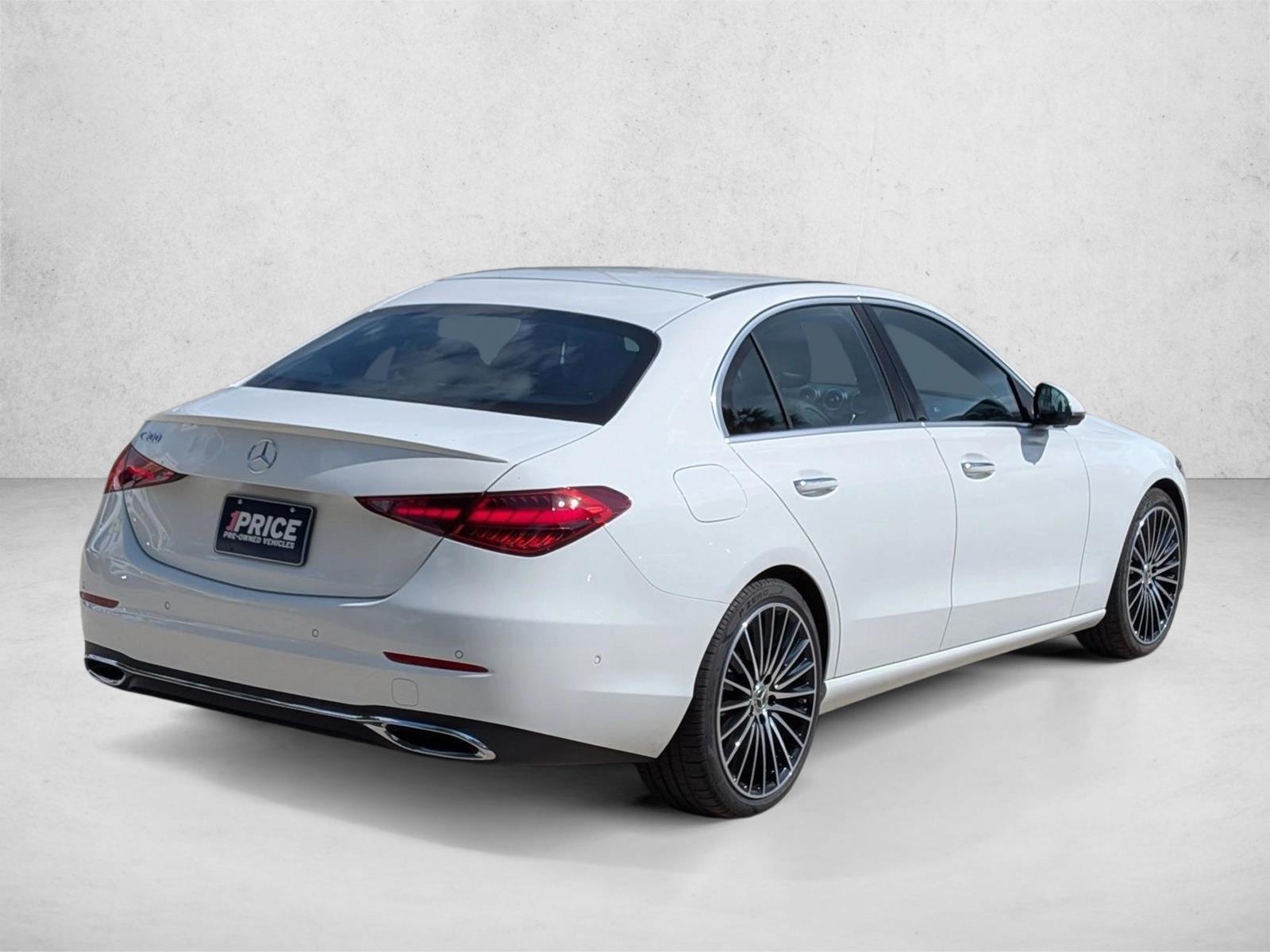 2026 Mercedes-Benz C-Class Sedan C 300 - Photo 5