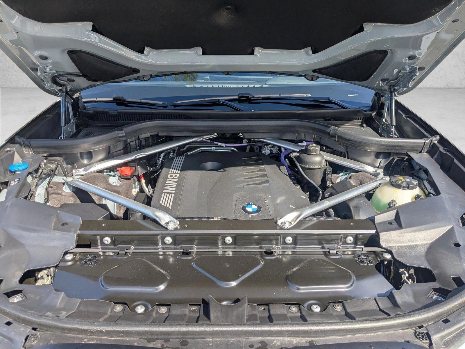 2026 BMW X7 40i - Photo 16
