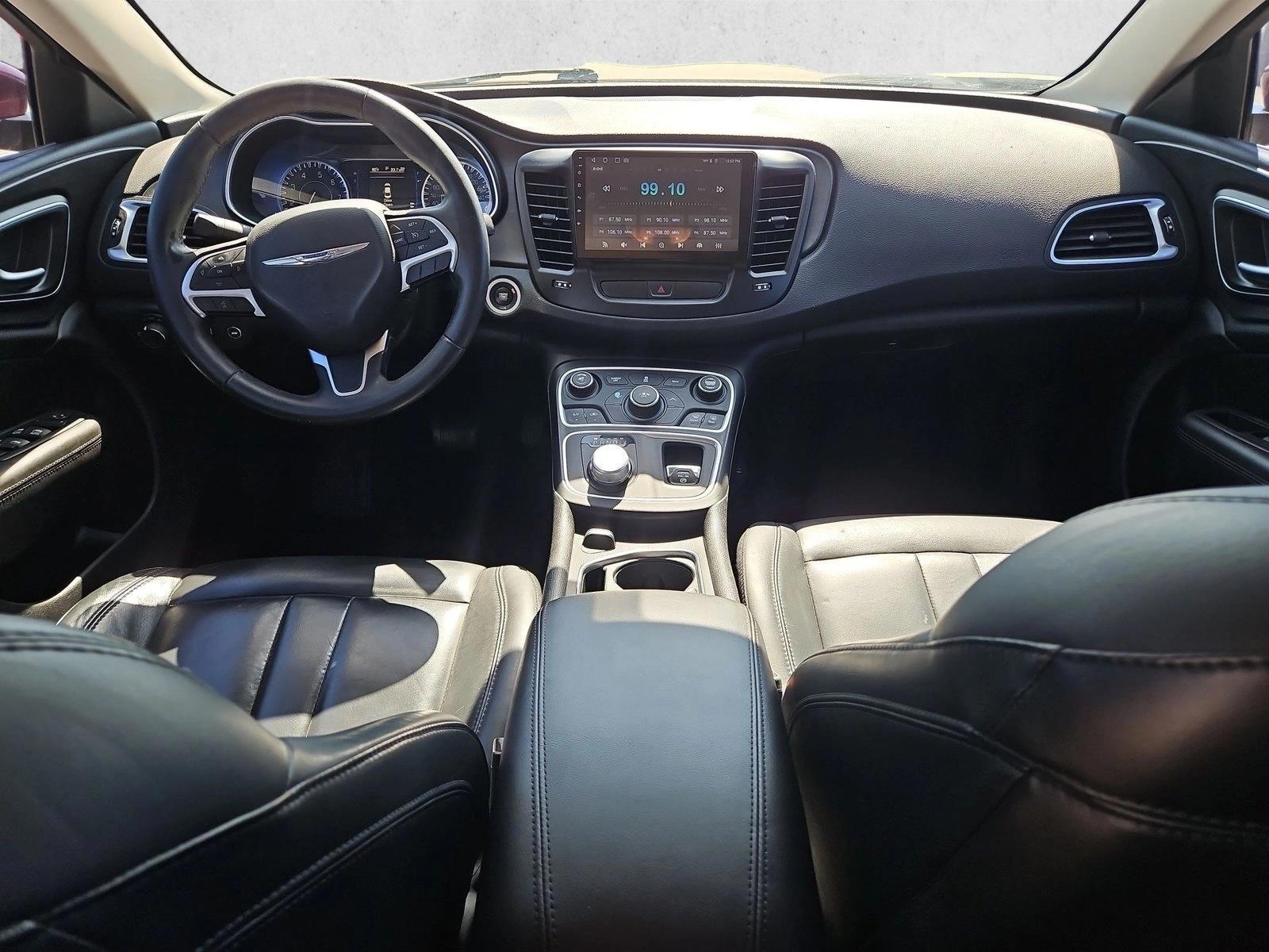 Thumbnail: 2017 Chrysler 200 - 3