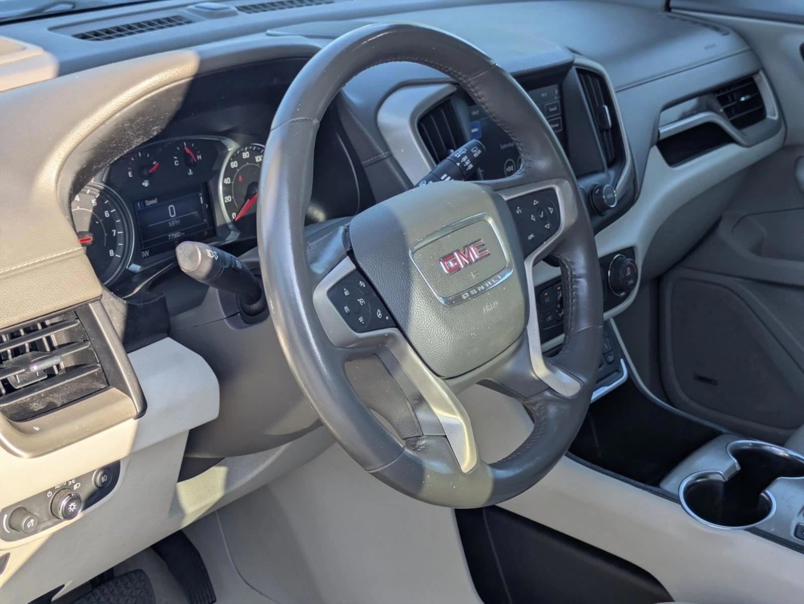 Thumbnail: 2018 GMC Terrain - 3