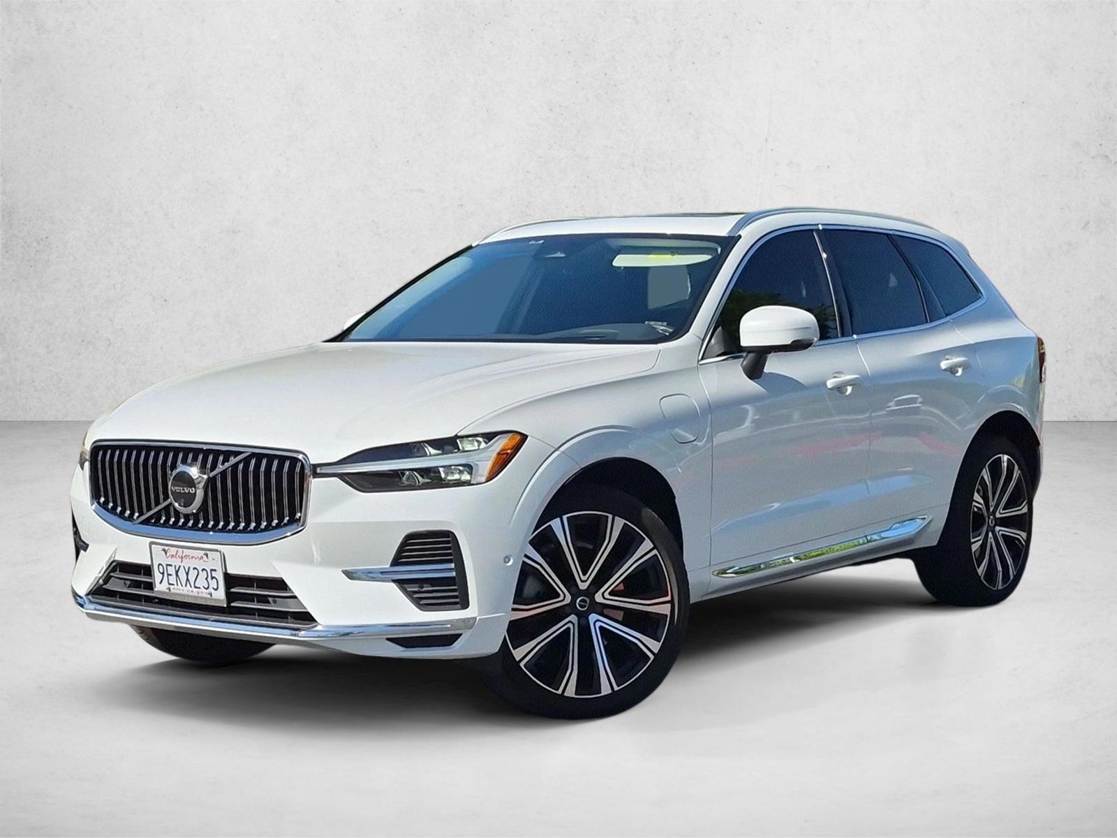 Thumbnail: 2023 Volvo XC60 - 1