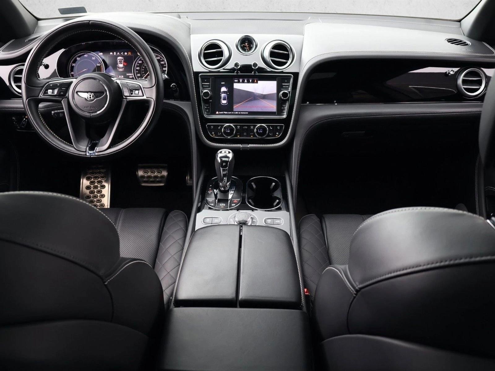 Thumbnail: 2018 Bentley Bentayga - 4