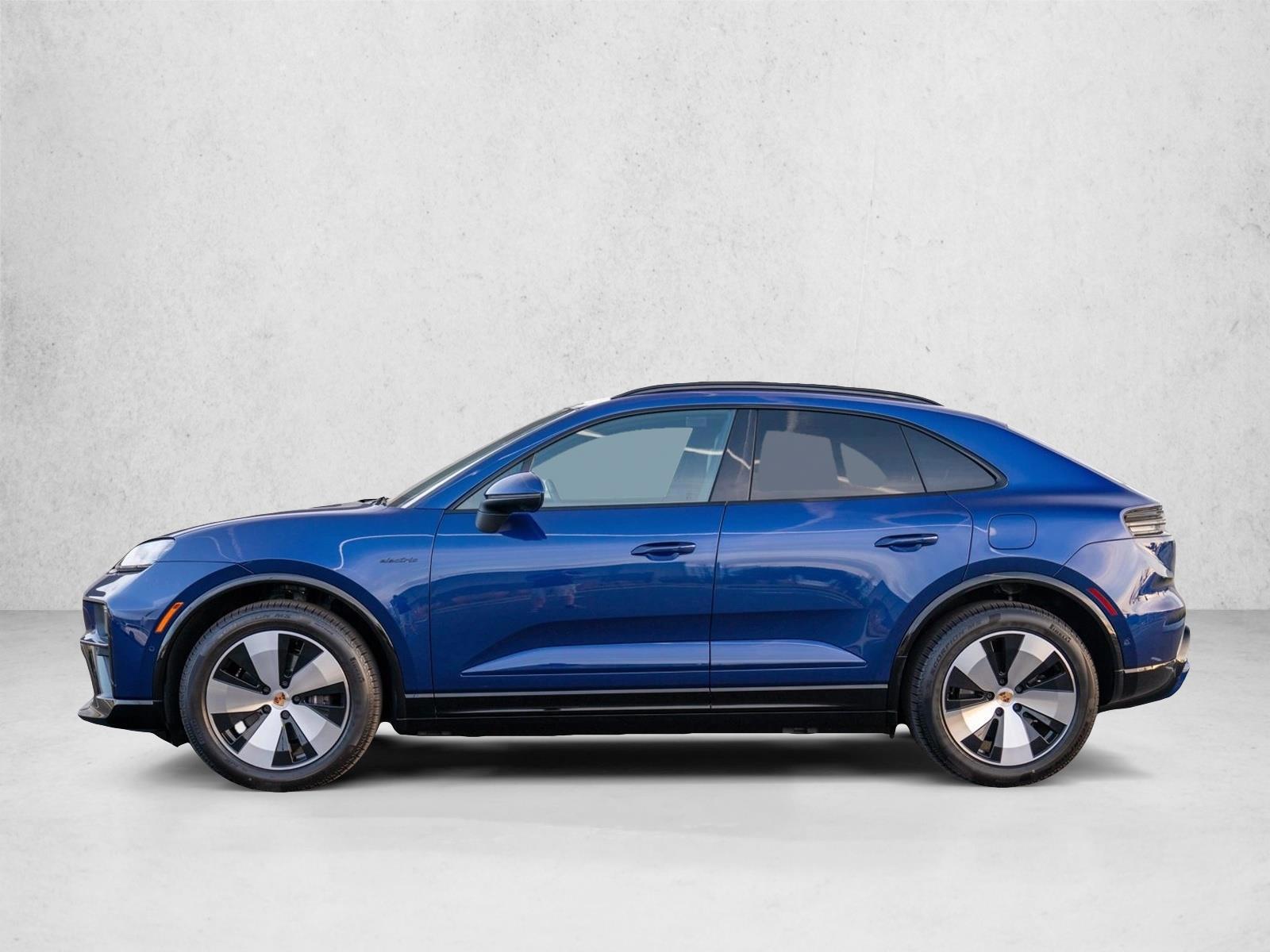 Thumbnail: 2026 Porsche Macan - 2