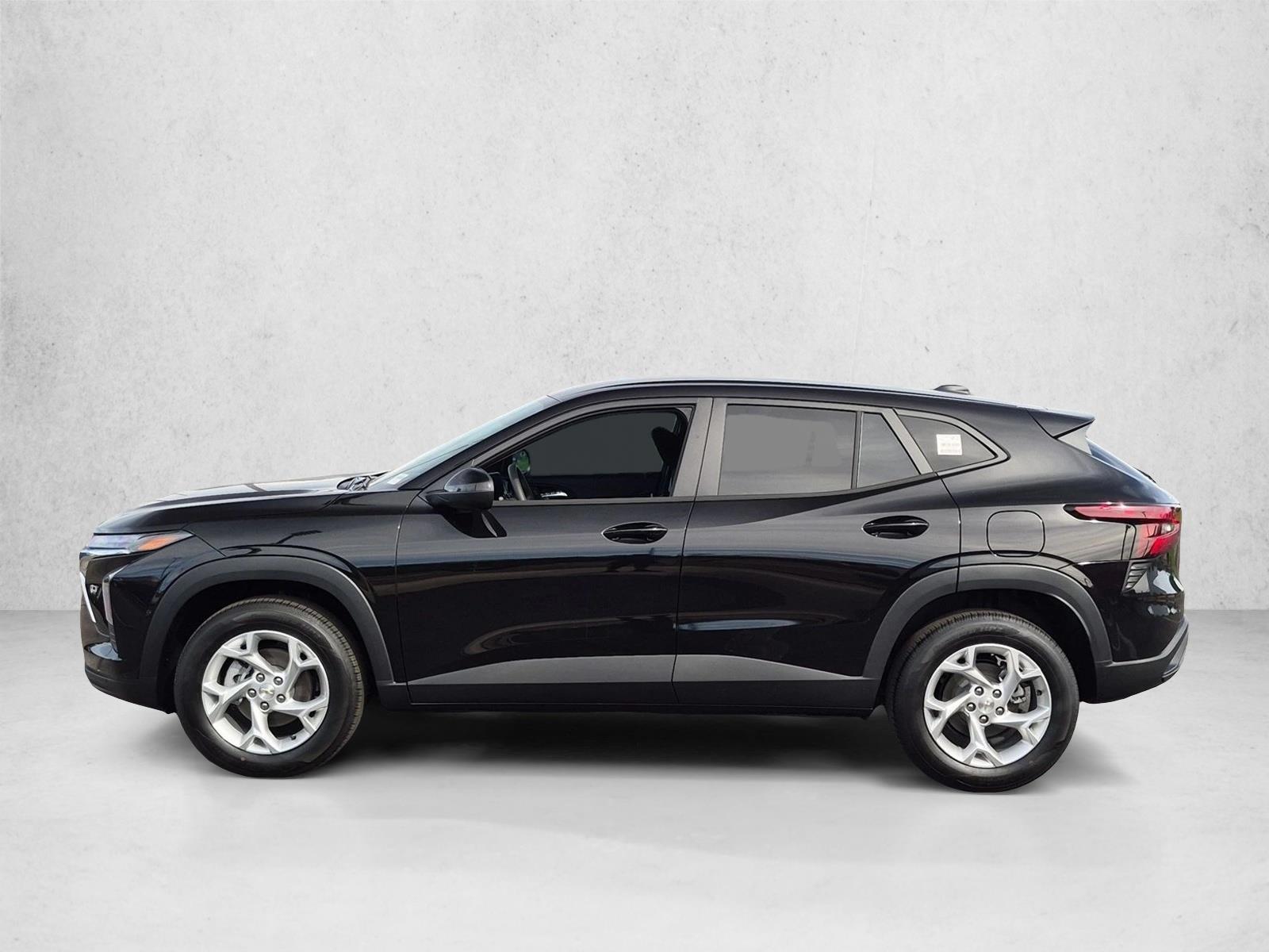 Thumbnail: 2026 Chevrolet Trax - 2