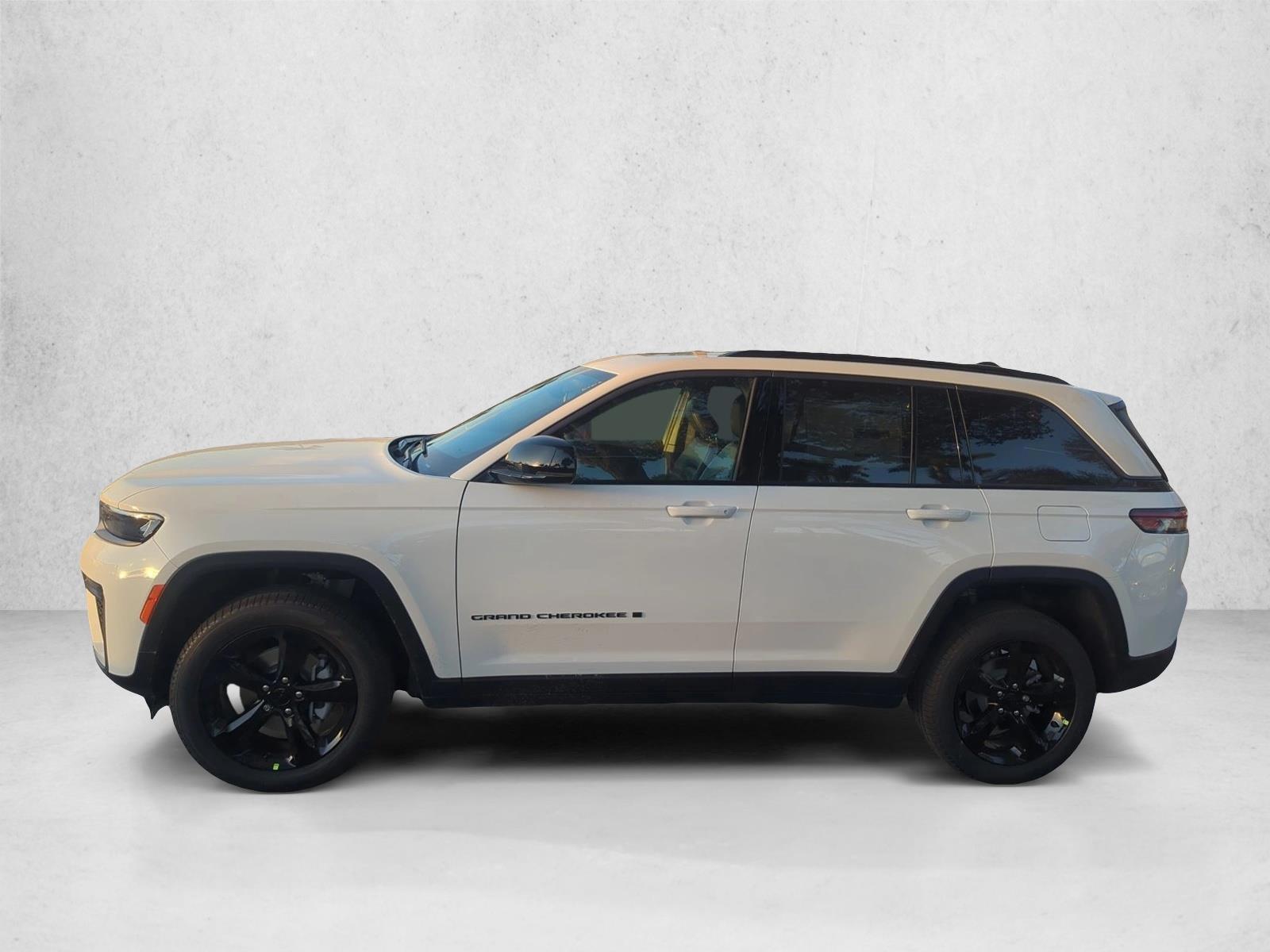 Thumbnail: 2026 Jeep Grand Cherokee - 2