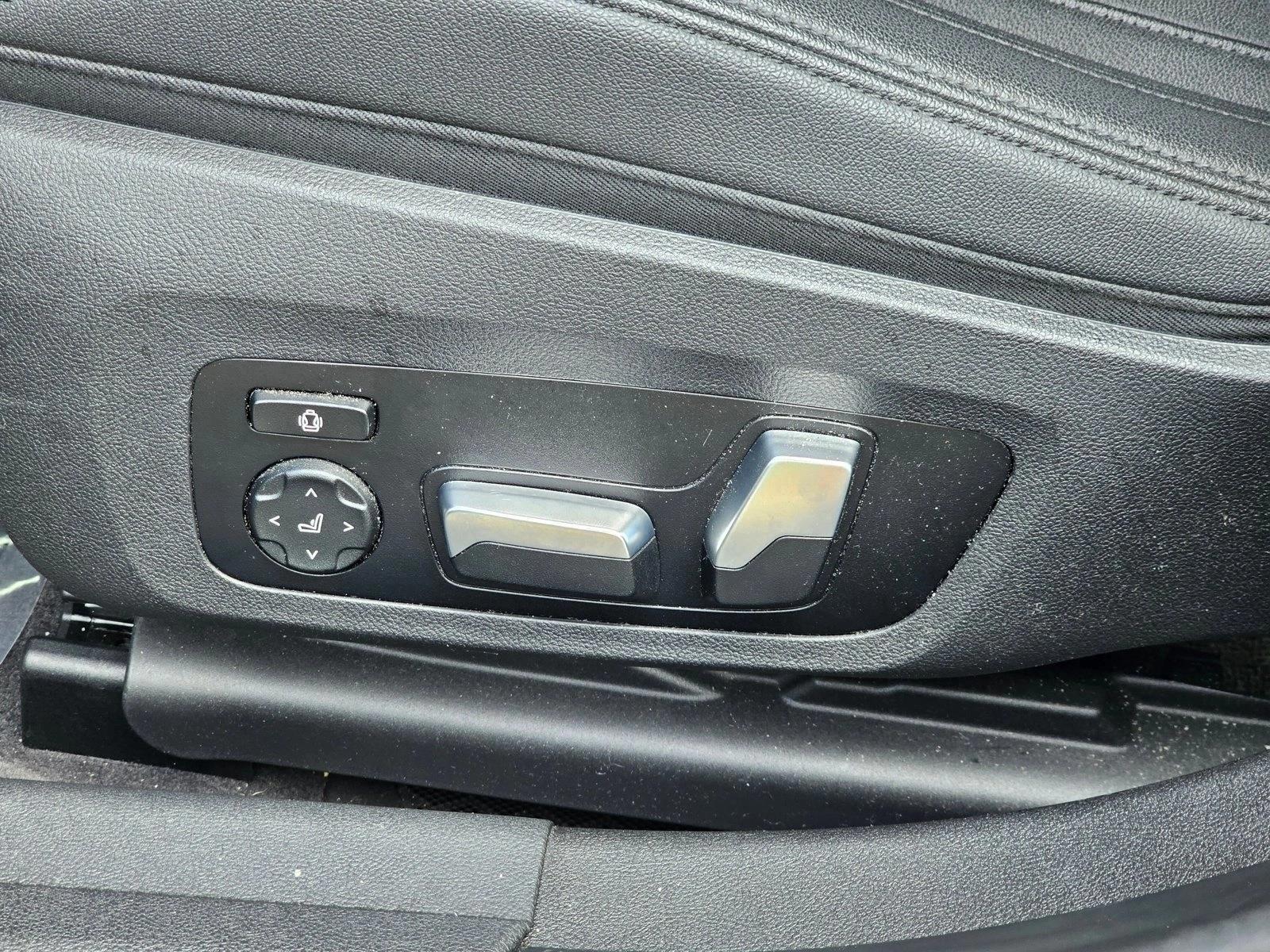 Thumbnail: 2019 BMW 3 Series - 4