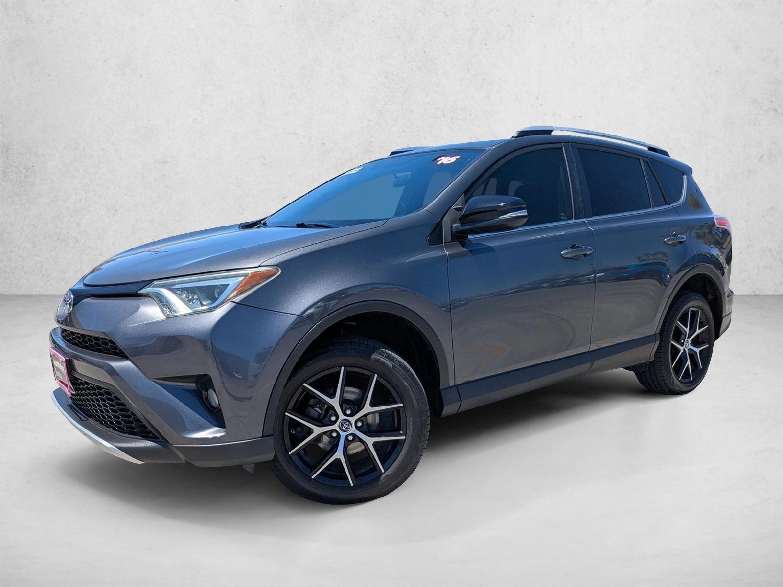 Thumbnail: 2016 Toyota RAV4 - 1
