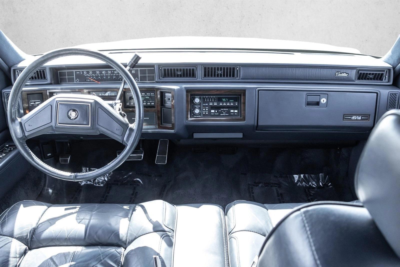 Thumbnail: 1989 Cadillac DeVille - 4