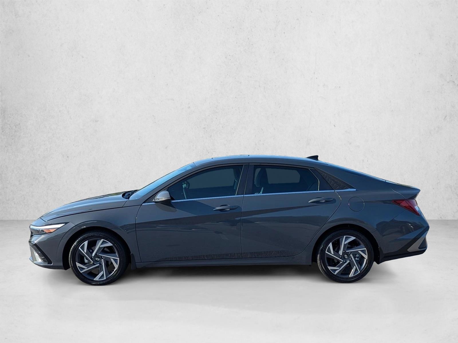 Thumbnail: 2025 Hyundai Elantra - 2