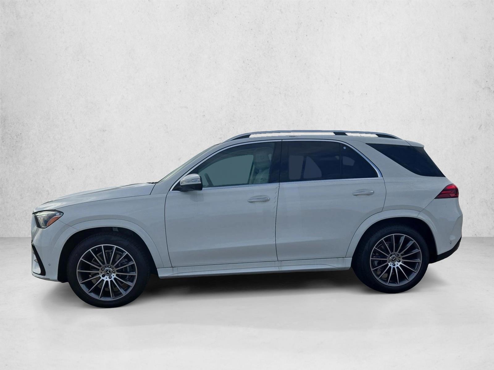Thumbnail: 2026 Mercedes-Benz GLE - 2
