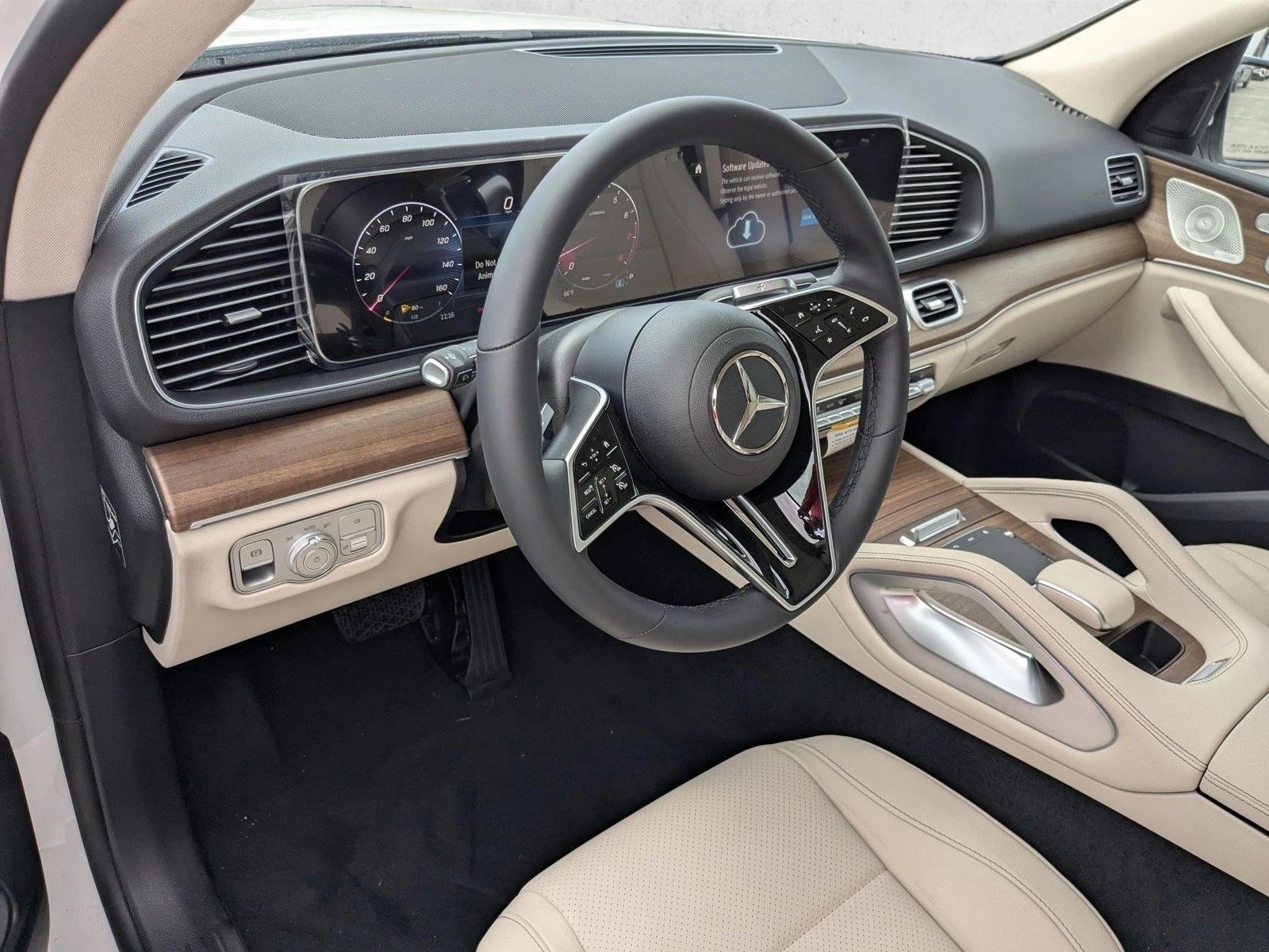 Thumbnail: 2026 Mercedes-Benz GLE - 3