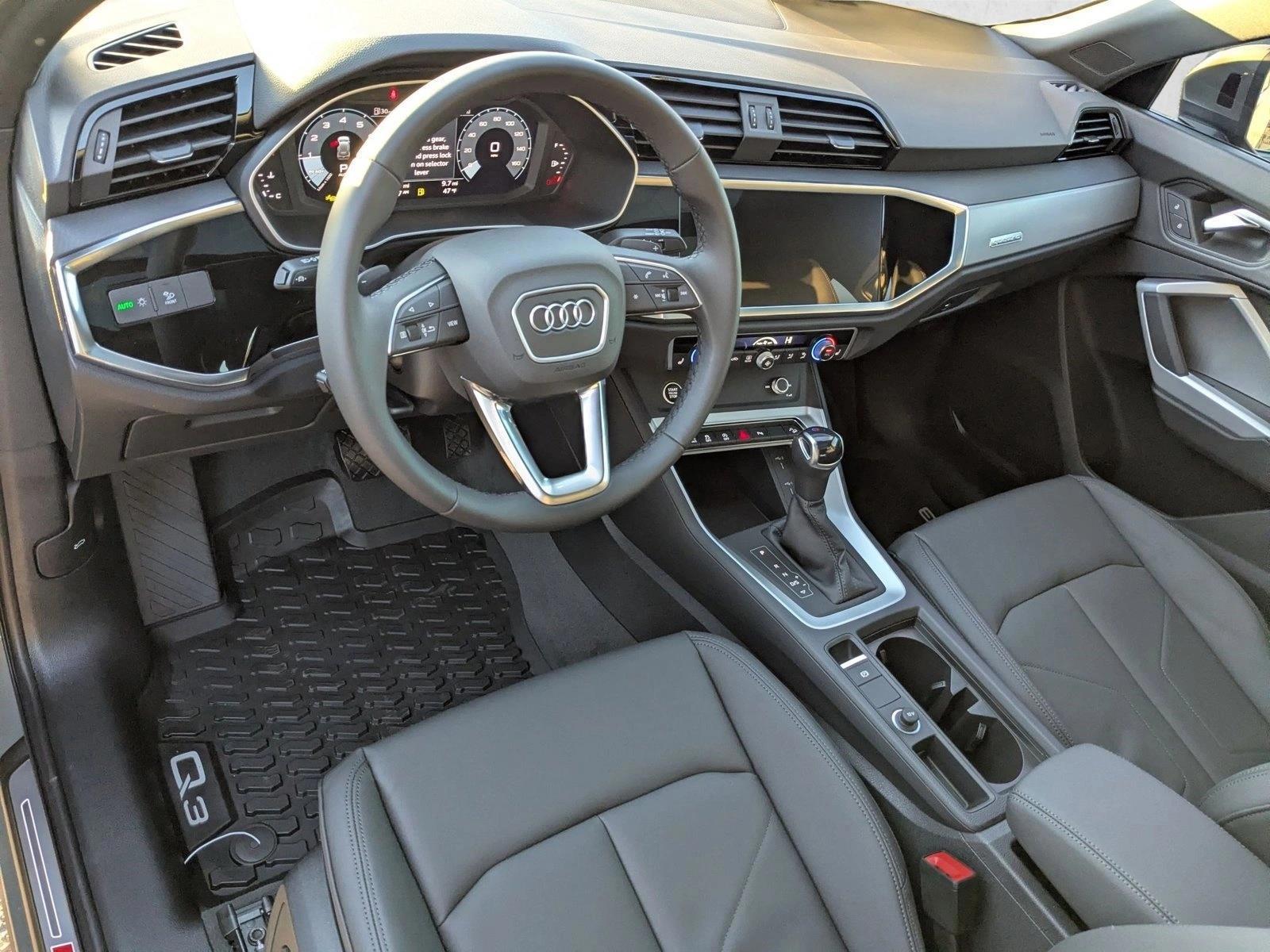 Thumbnail: 2025 Audi Q3 - 3