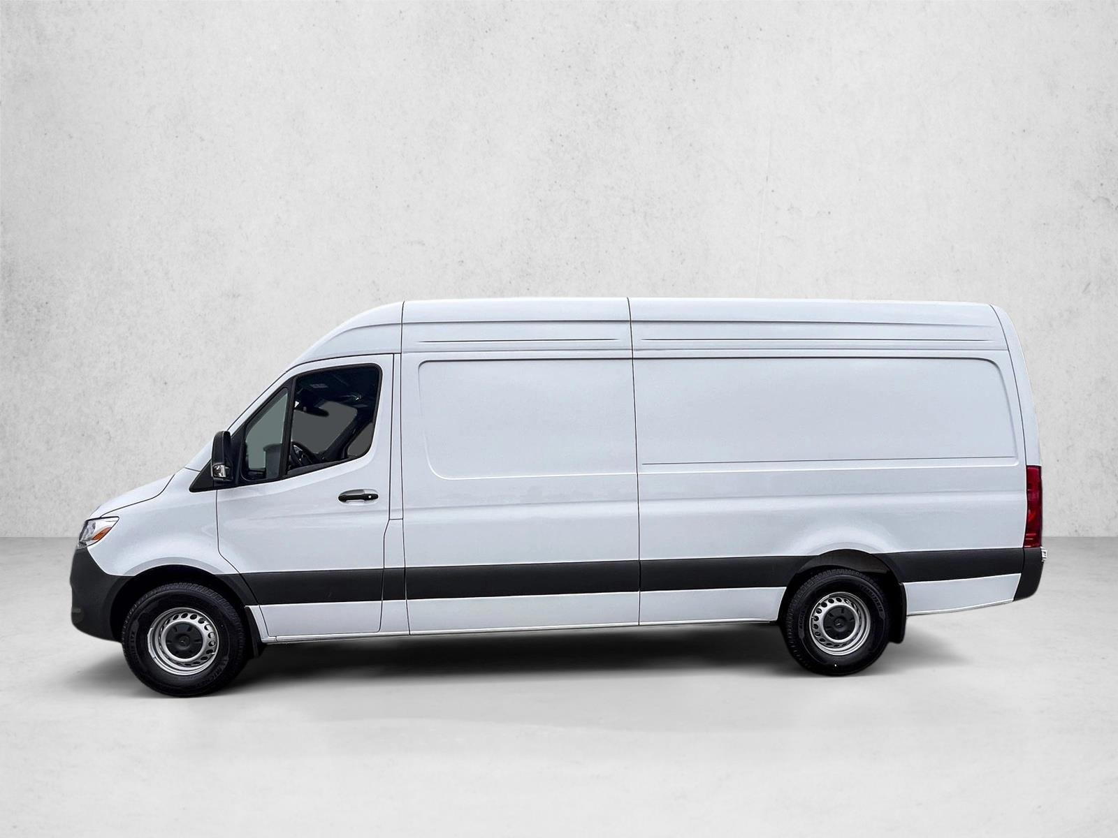 Thumbnail: 2026 Mercedes-Benz Sprinter - 2
