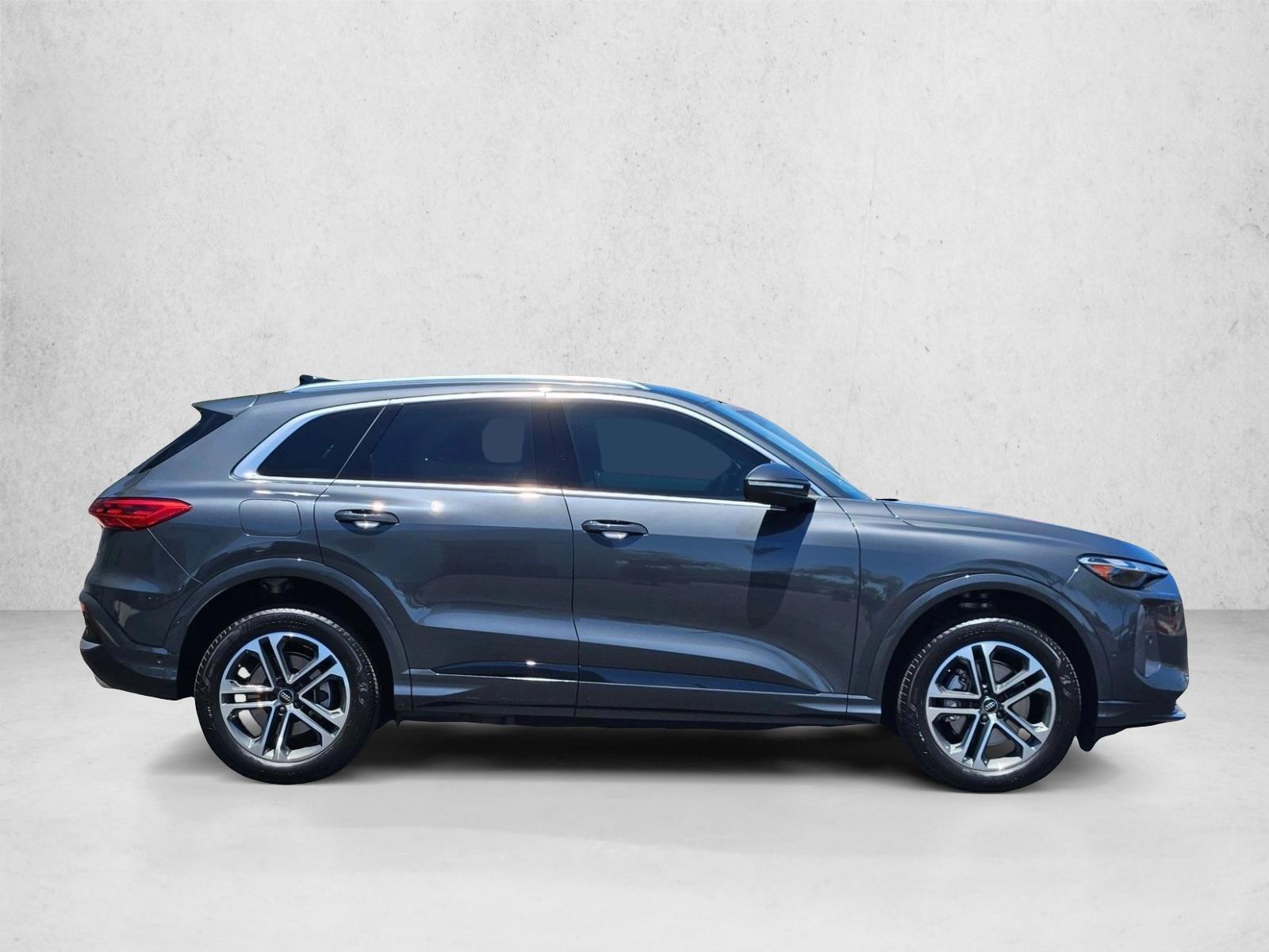 2025 Audi Q5 Premium - Photo 4