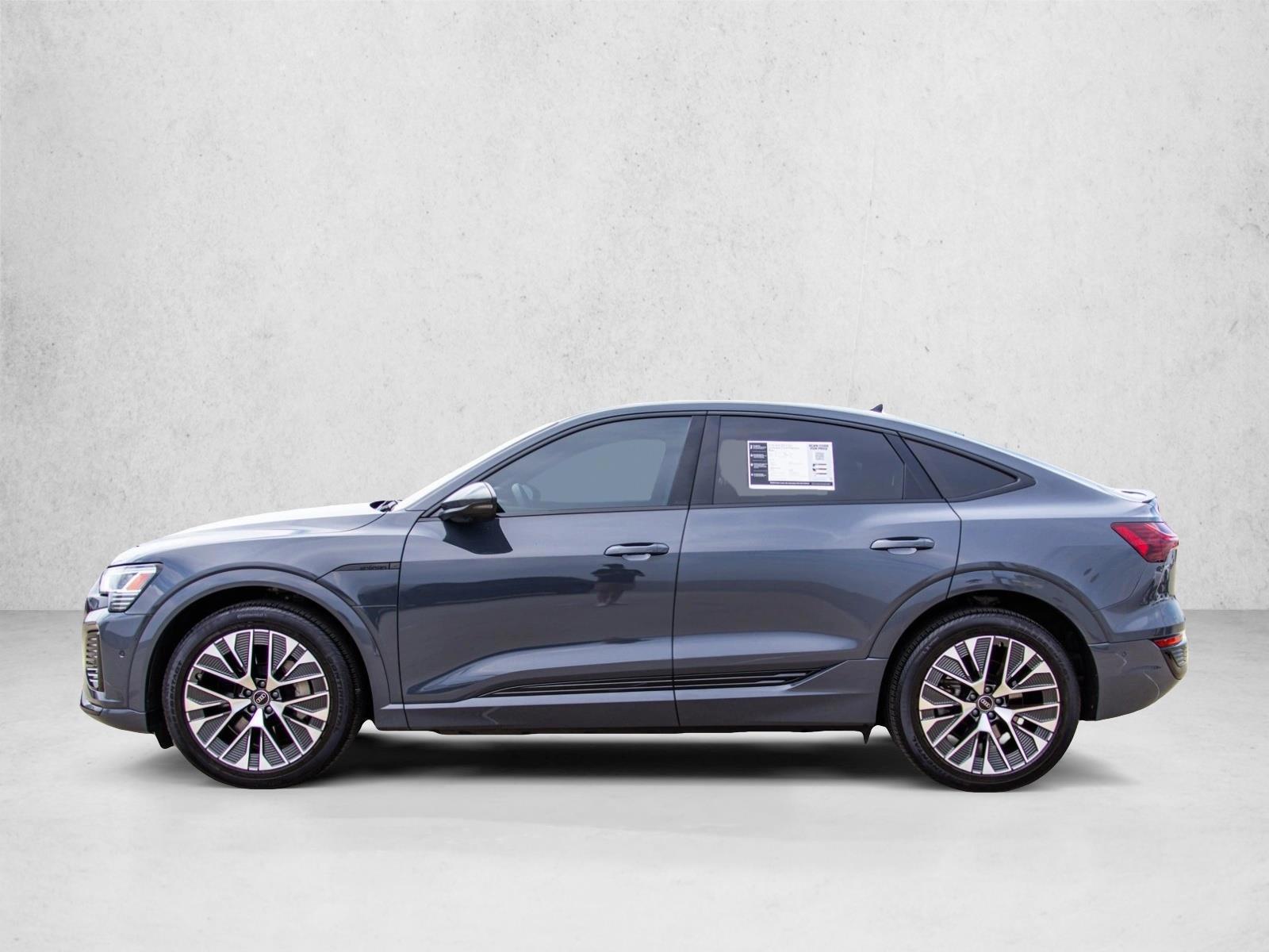 Thumbnail: 2024 Audi Q8 e-tron - 2