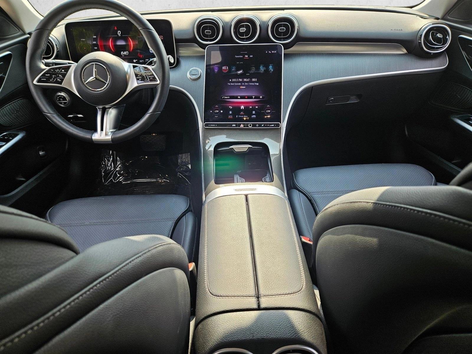 Thumbnail: 2022 Mercedes-Benz C-Class - 3