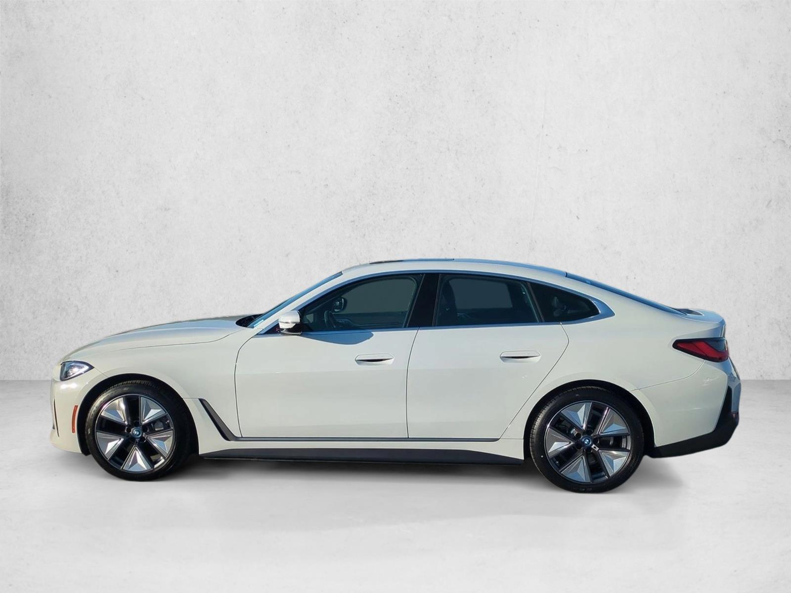 Thumbnail: 2023 BMW i4 - 2