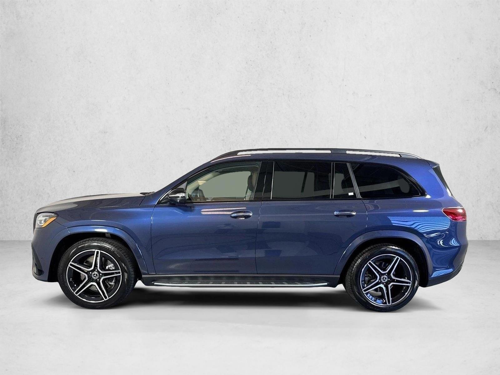 Thumbnail: 2026 Mercedes-Benz GLS - 2
