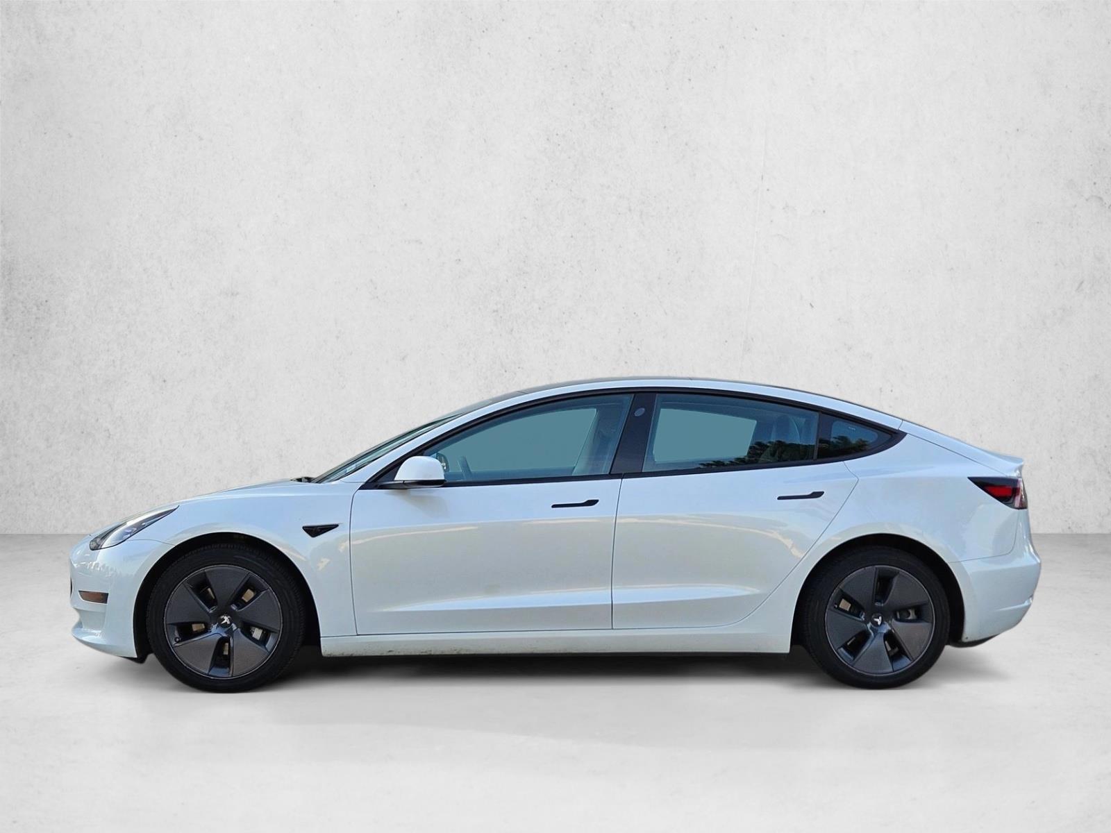 Thumbnail: 2023 Tesla Model 3 - 2