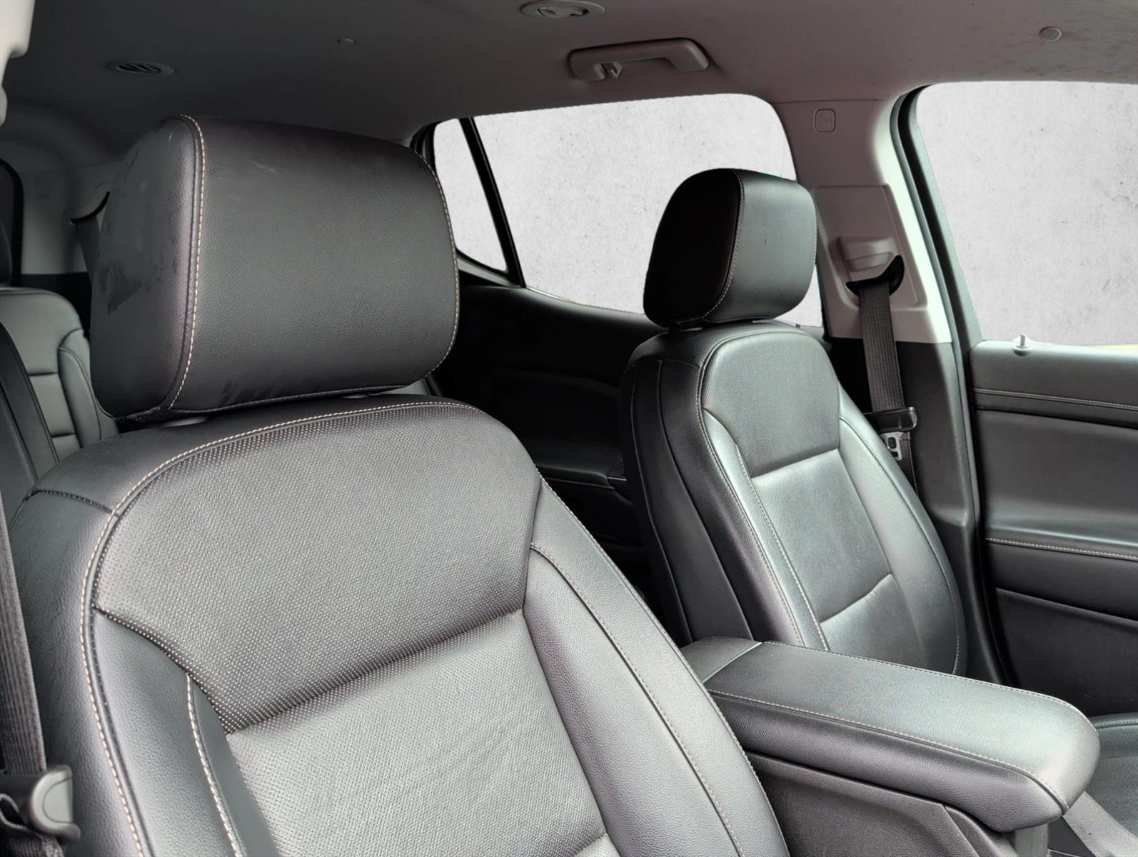 Thumbnail: 2023 GMC Acadia - 4