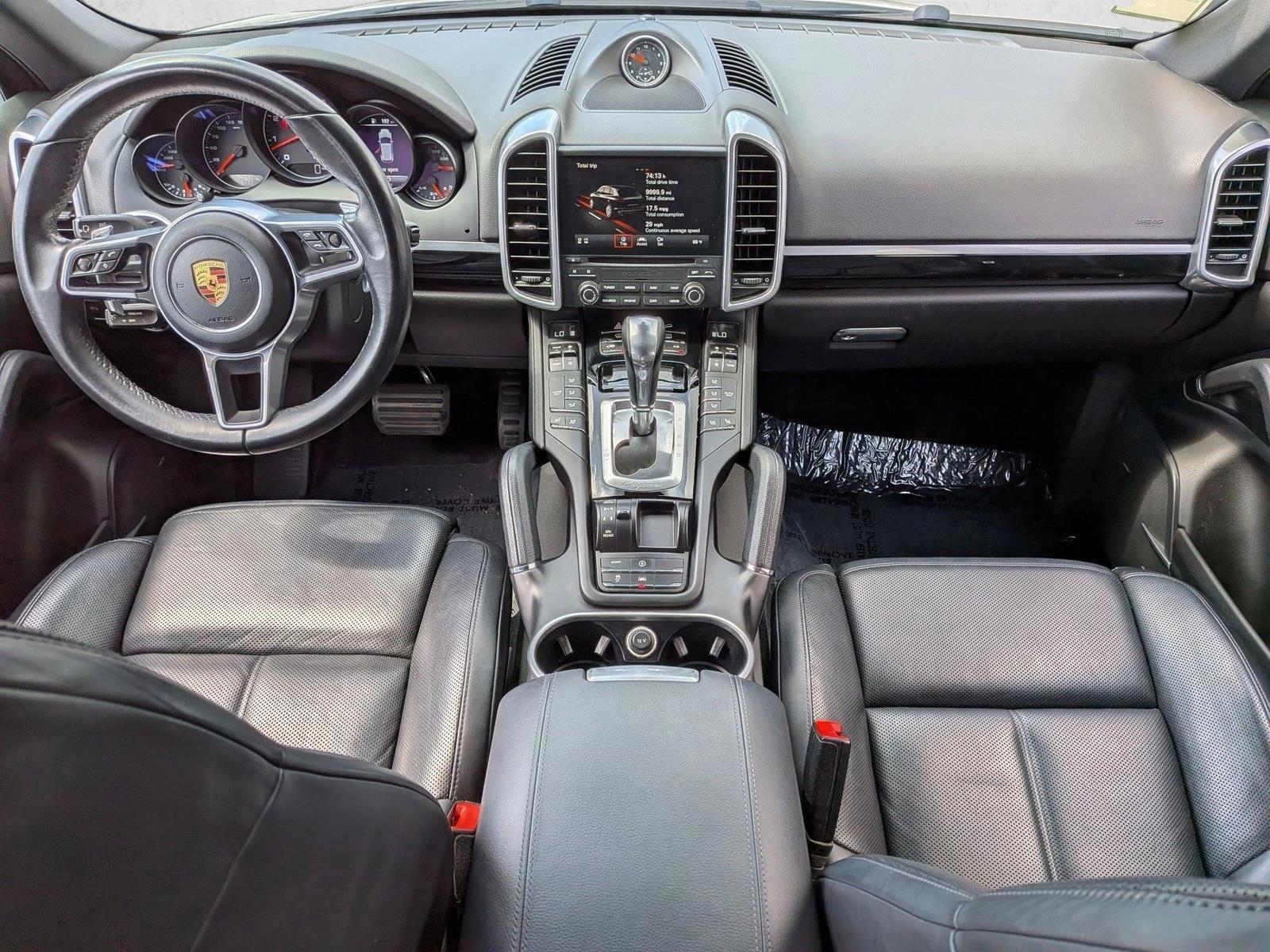 Thumbnail: 2017 Porsche Cayenne - 5