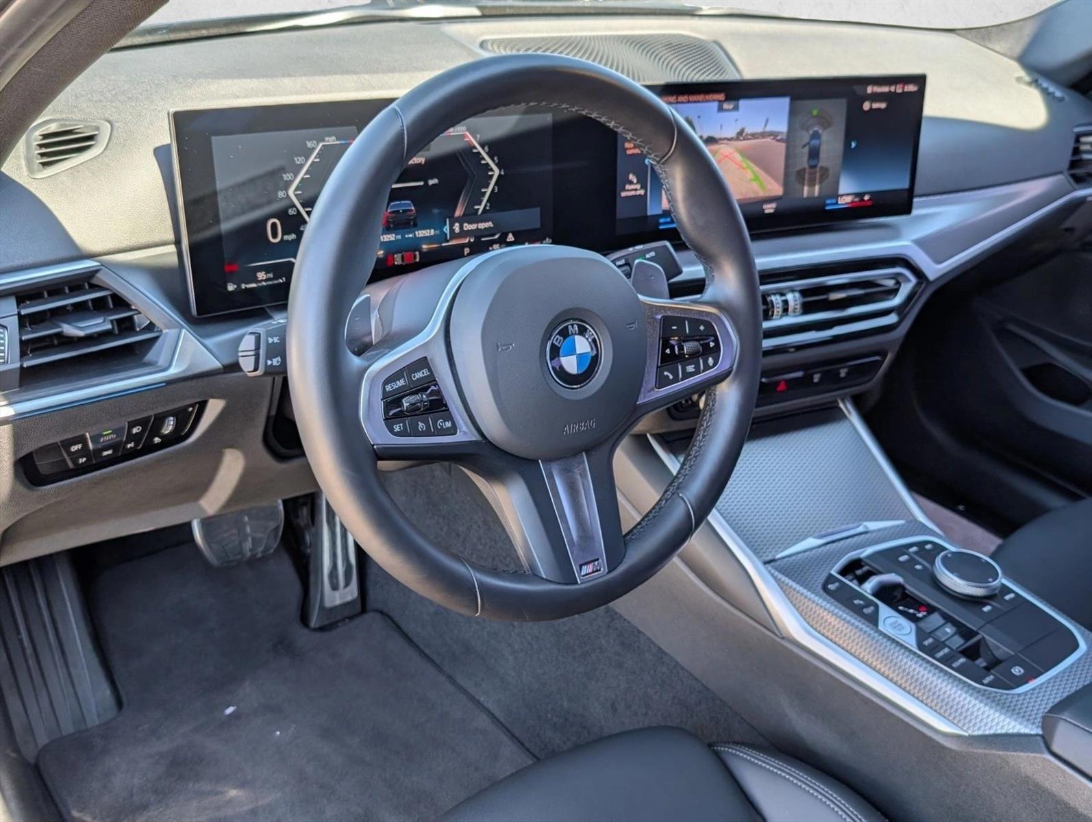 Thumbnail: 2024 BMW 3 Series - 3