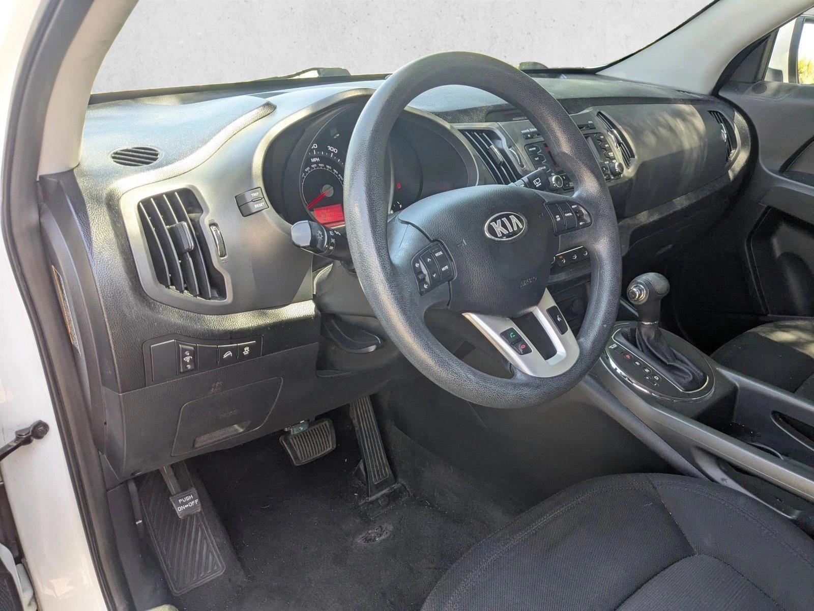 Thumbnail: 2013 Kia Sportage - 3