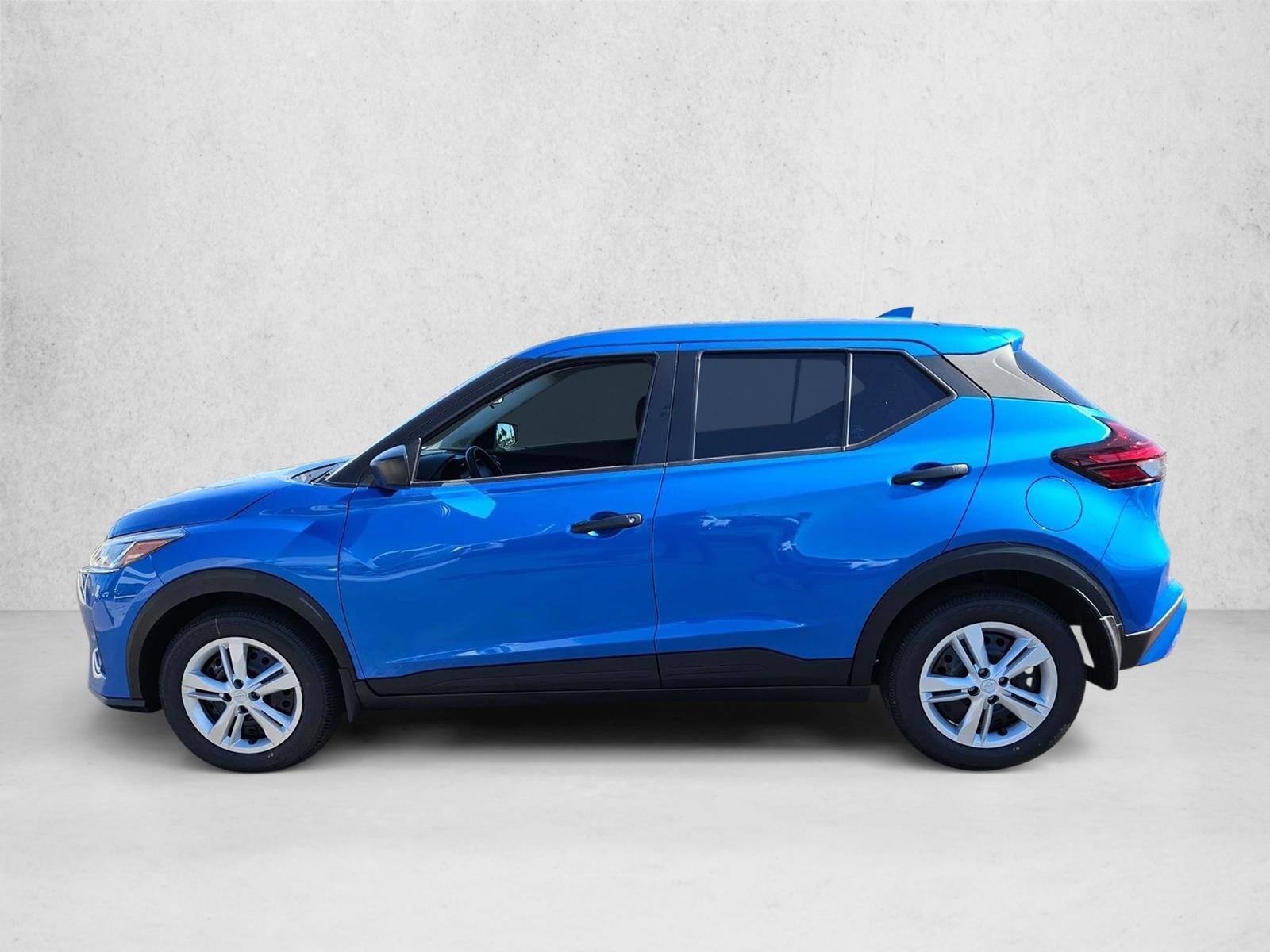 Thumbnail: 2025 Nissan Kicks - 2