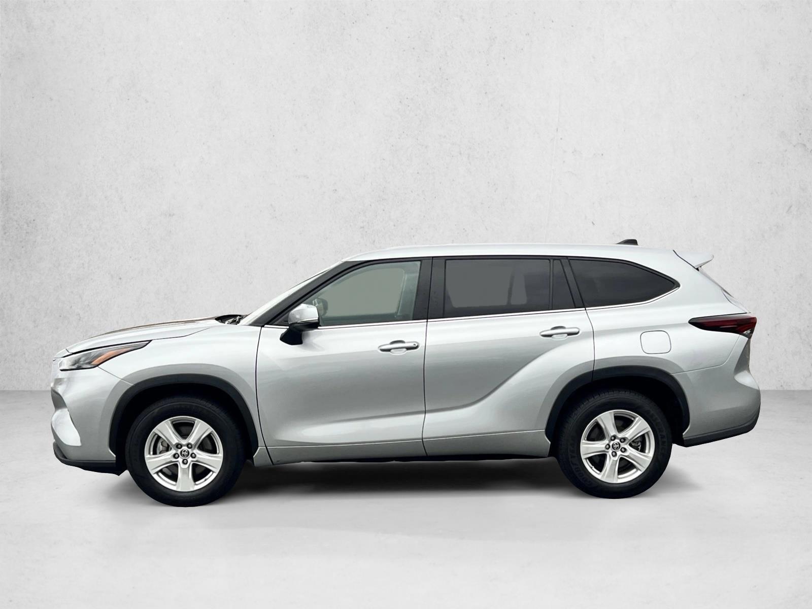 Thumbnail: 2024 Toyota Highlander - 2