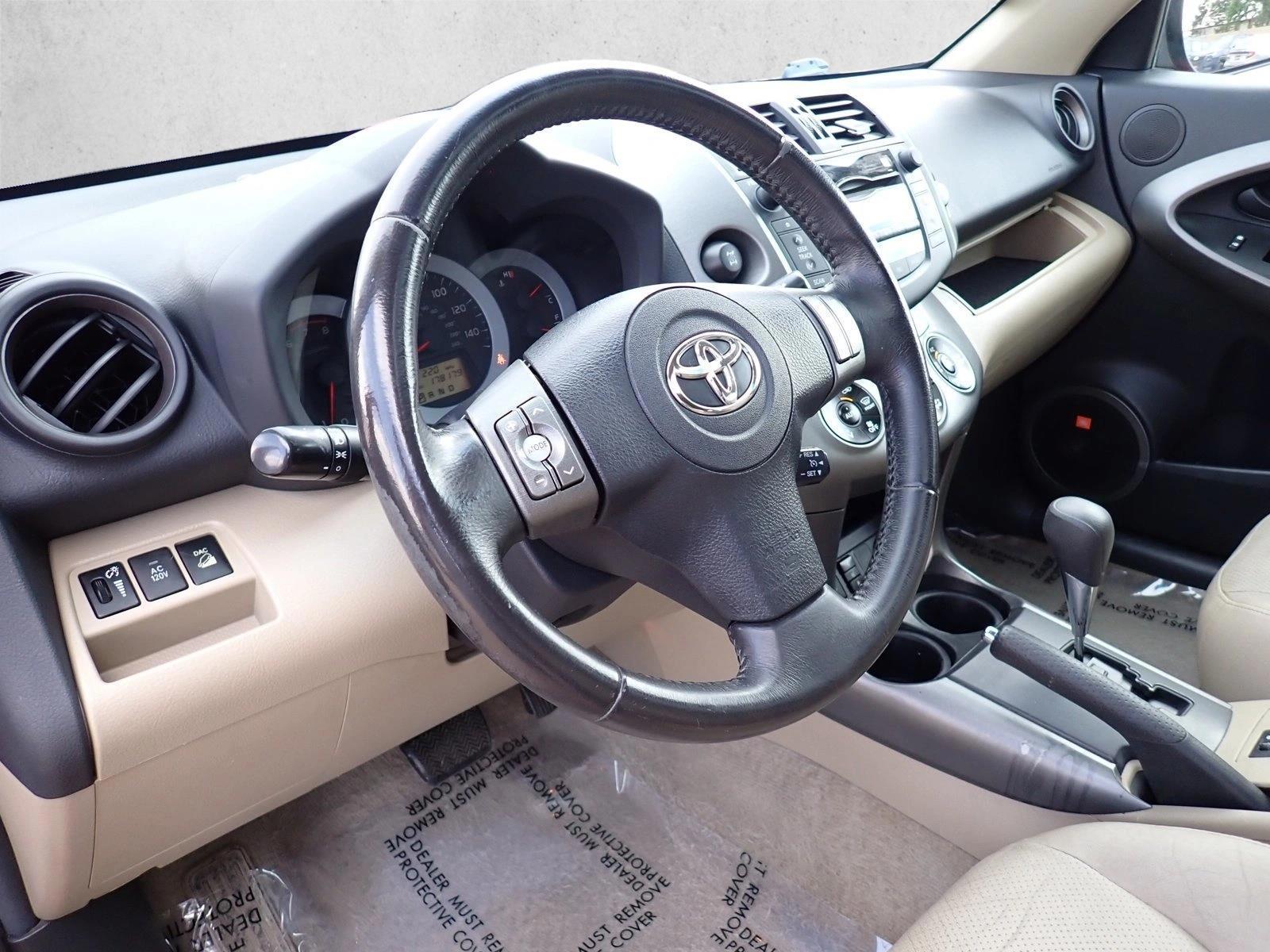 Thumbnail: 2010 Toyota RAV4 - 3