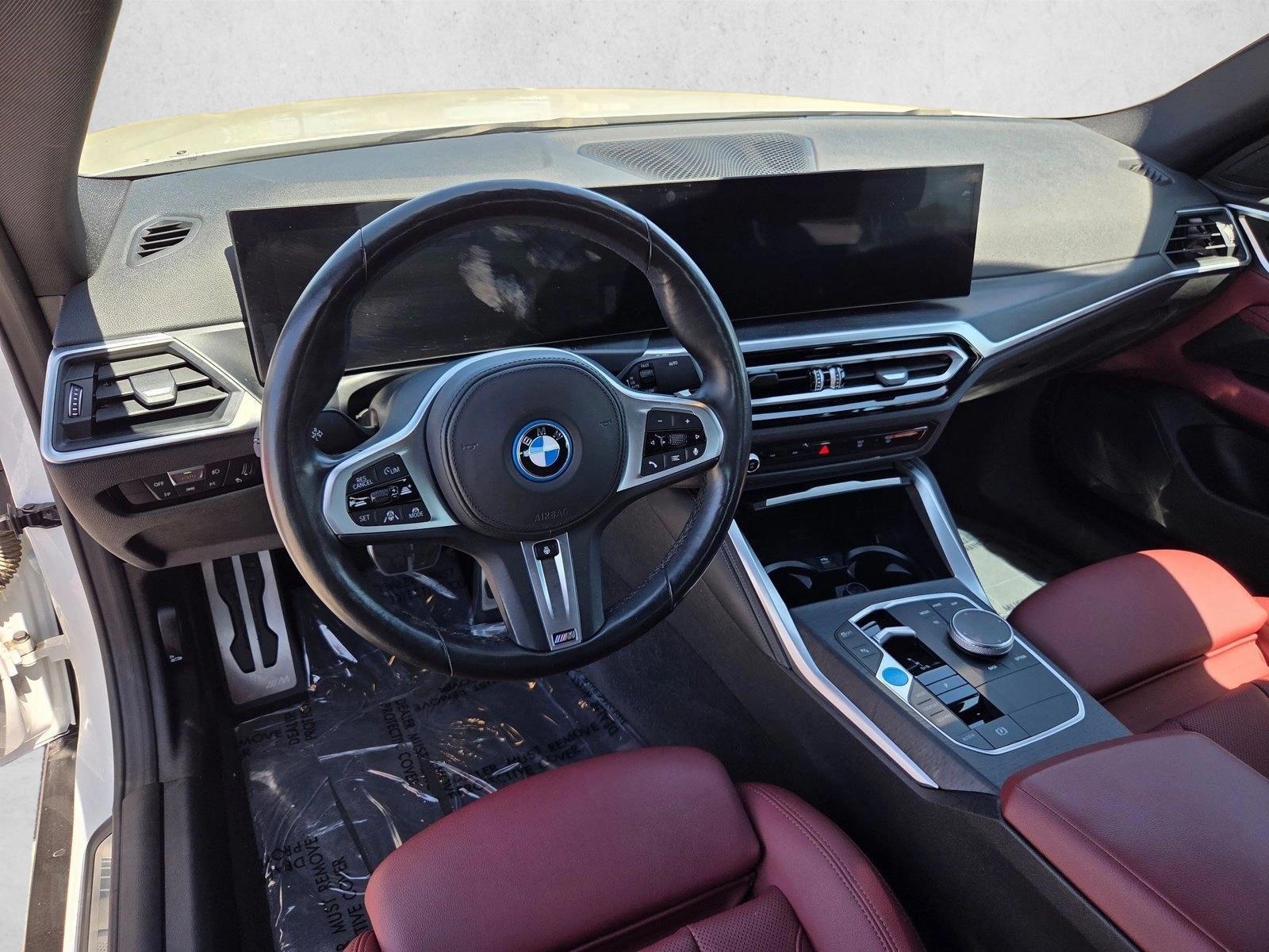 Thumbnail: 2023 BMW i4 - 3