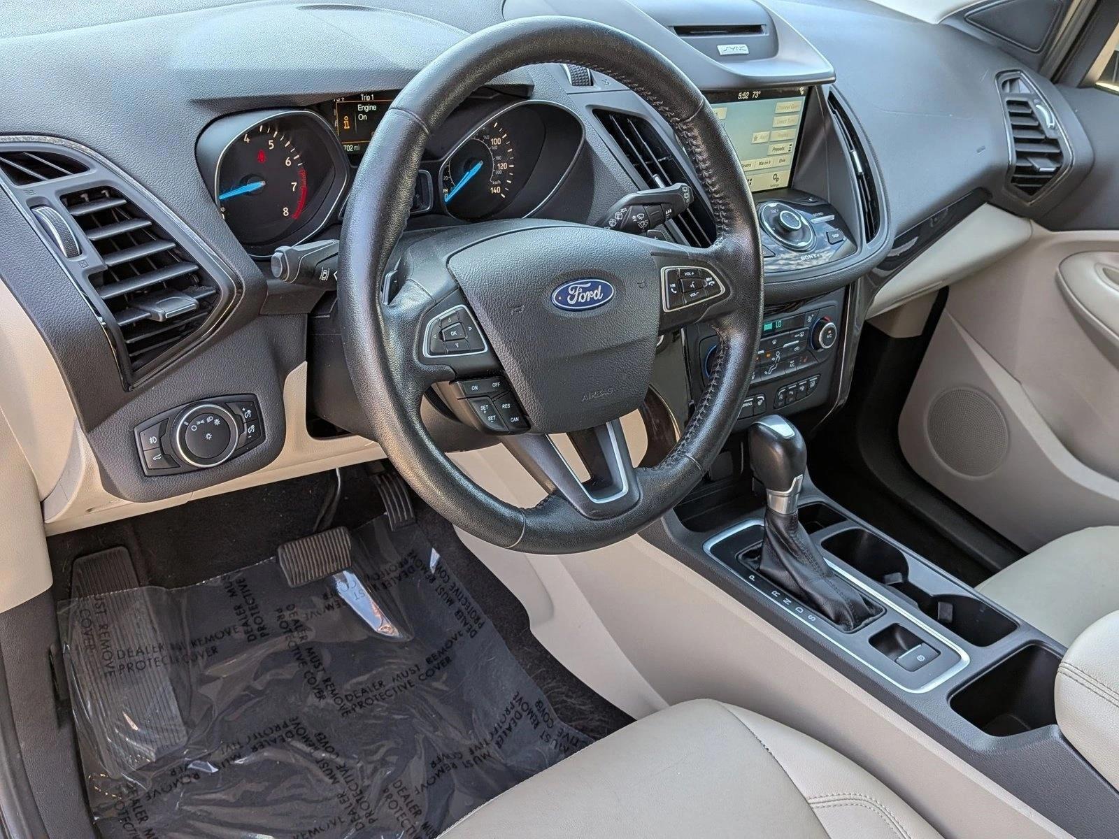 Thumbnail: 2017 Ford Escape - 3