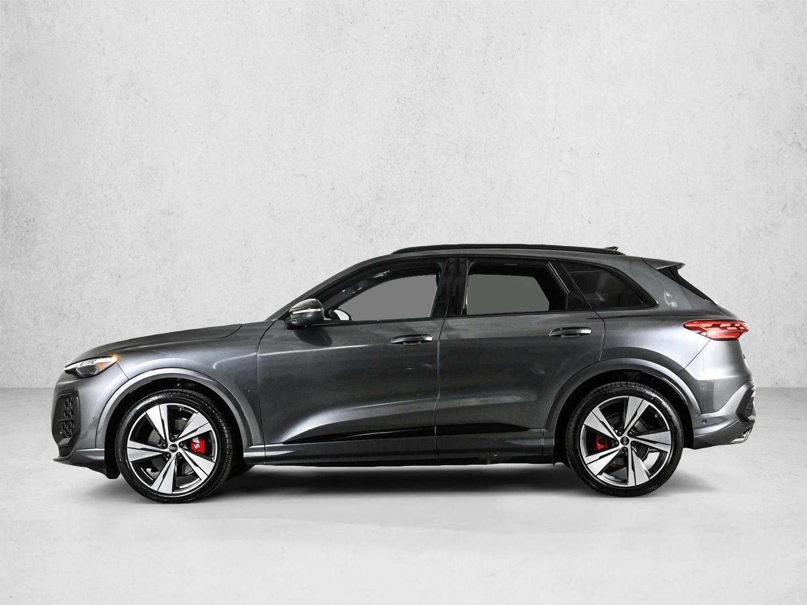 Thumbnail: 2026 Audi SQ5 - 2