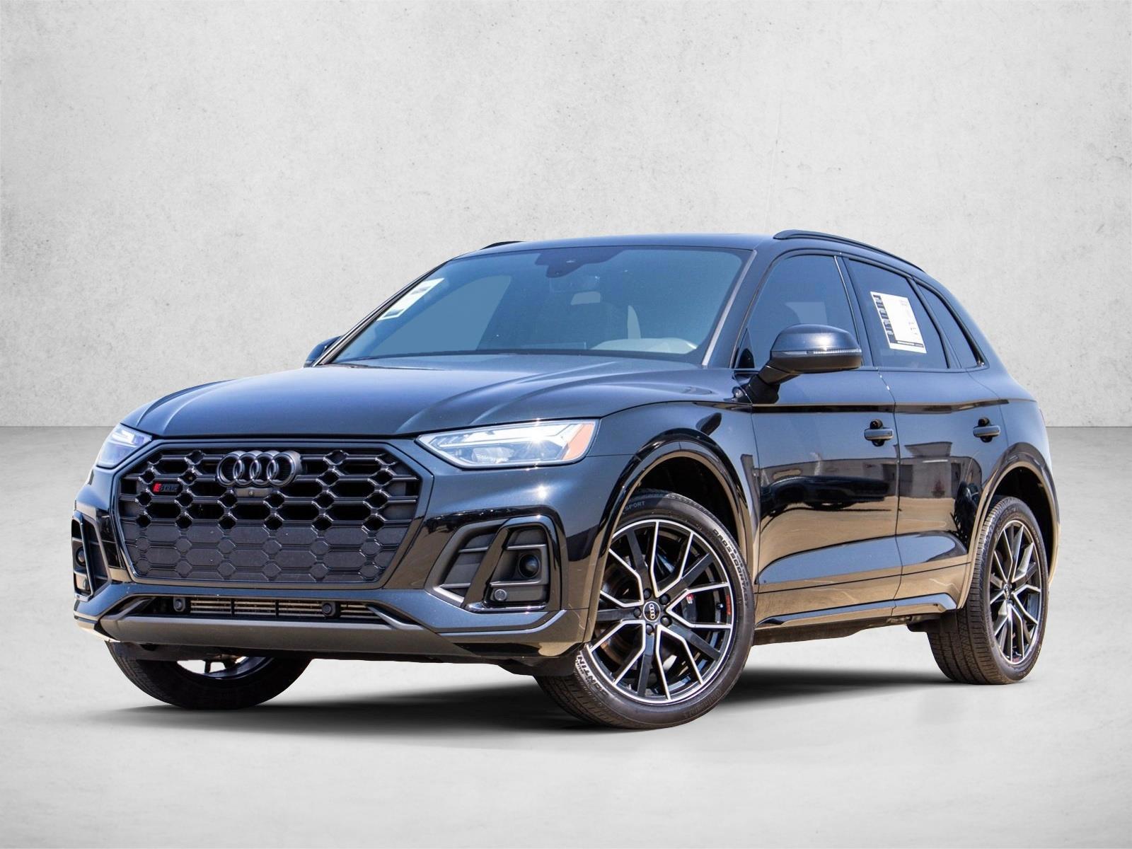 Thumbnail: 2023 Audi SQ5 - 1