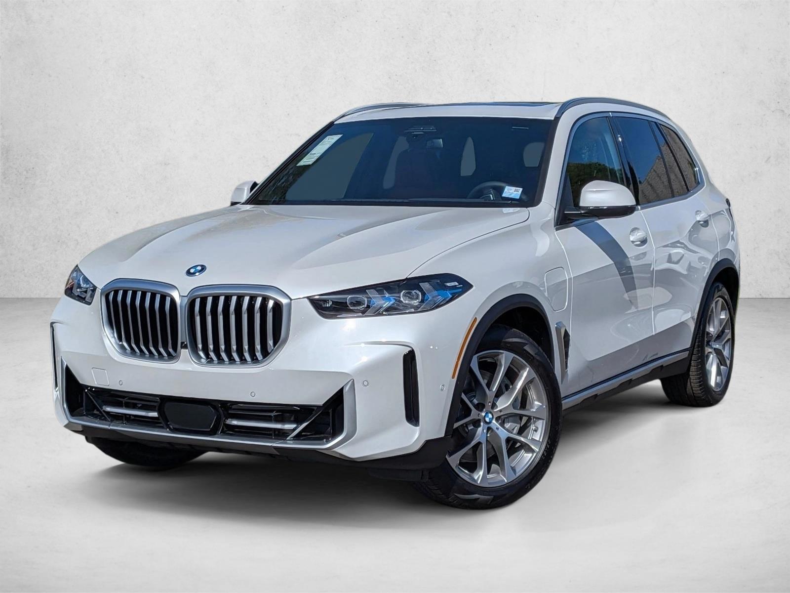 Thumbnail: 2026 BMW X5 - 1