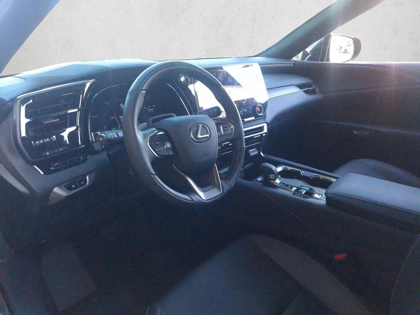 Thumbnail: 2025 Lexus RX - 3