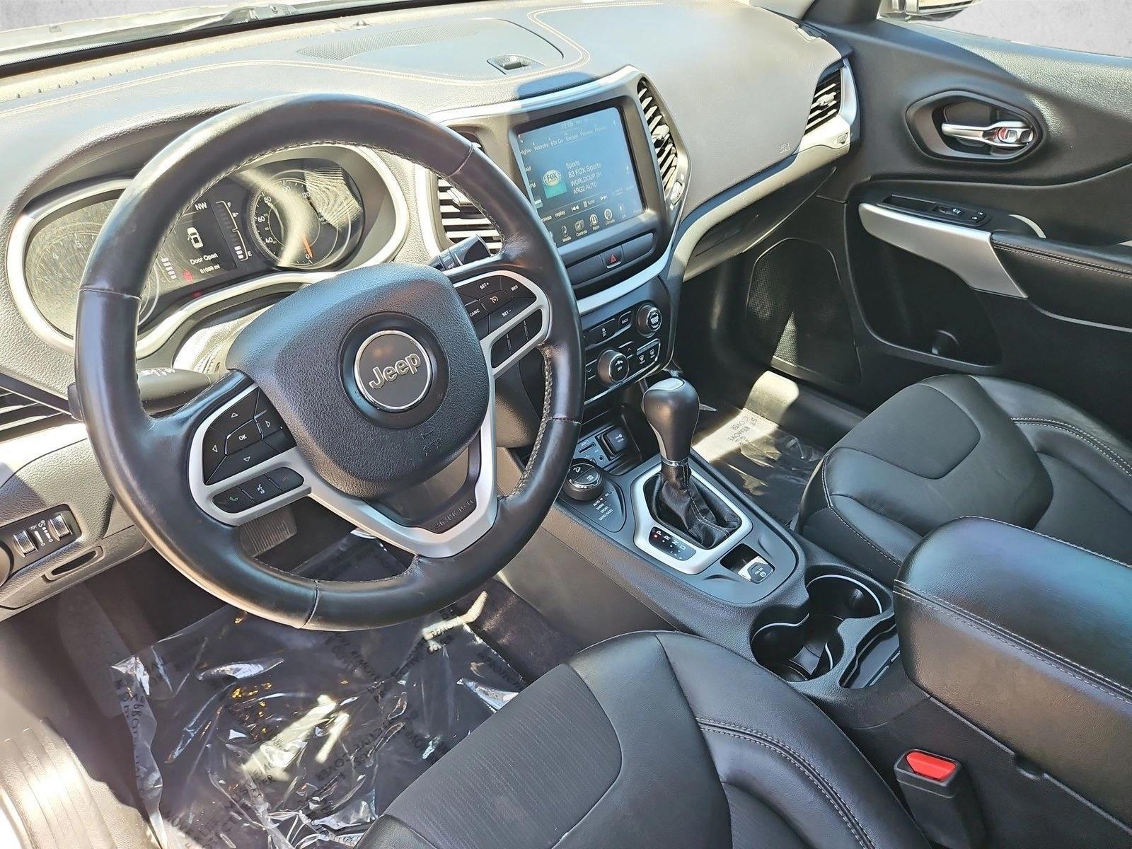 Thumbnail: 2018 Jeep Cherokee - 4