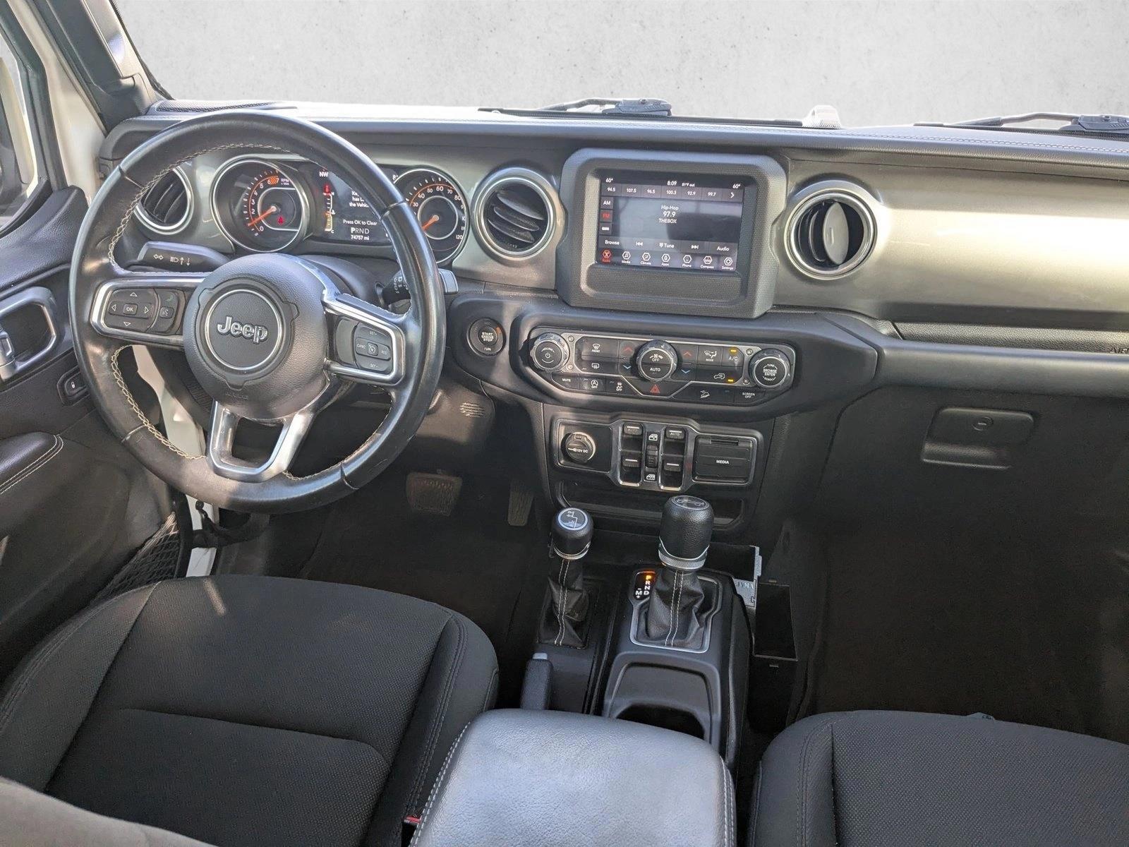Thumbnail: 2019 Jeep Wrangler - 3