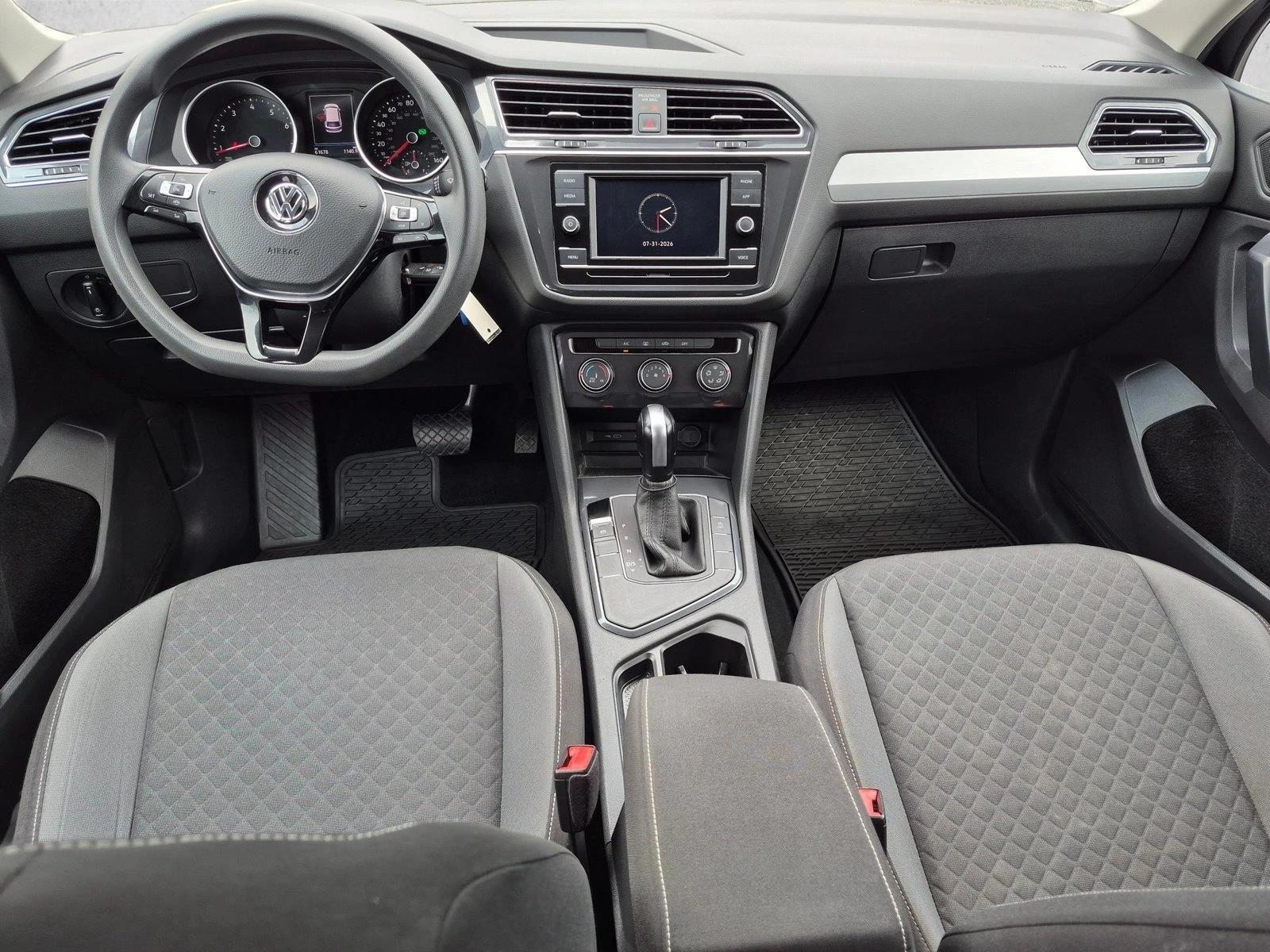 Thumbnail: 2021 Volkswagen Tiguan - 4