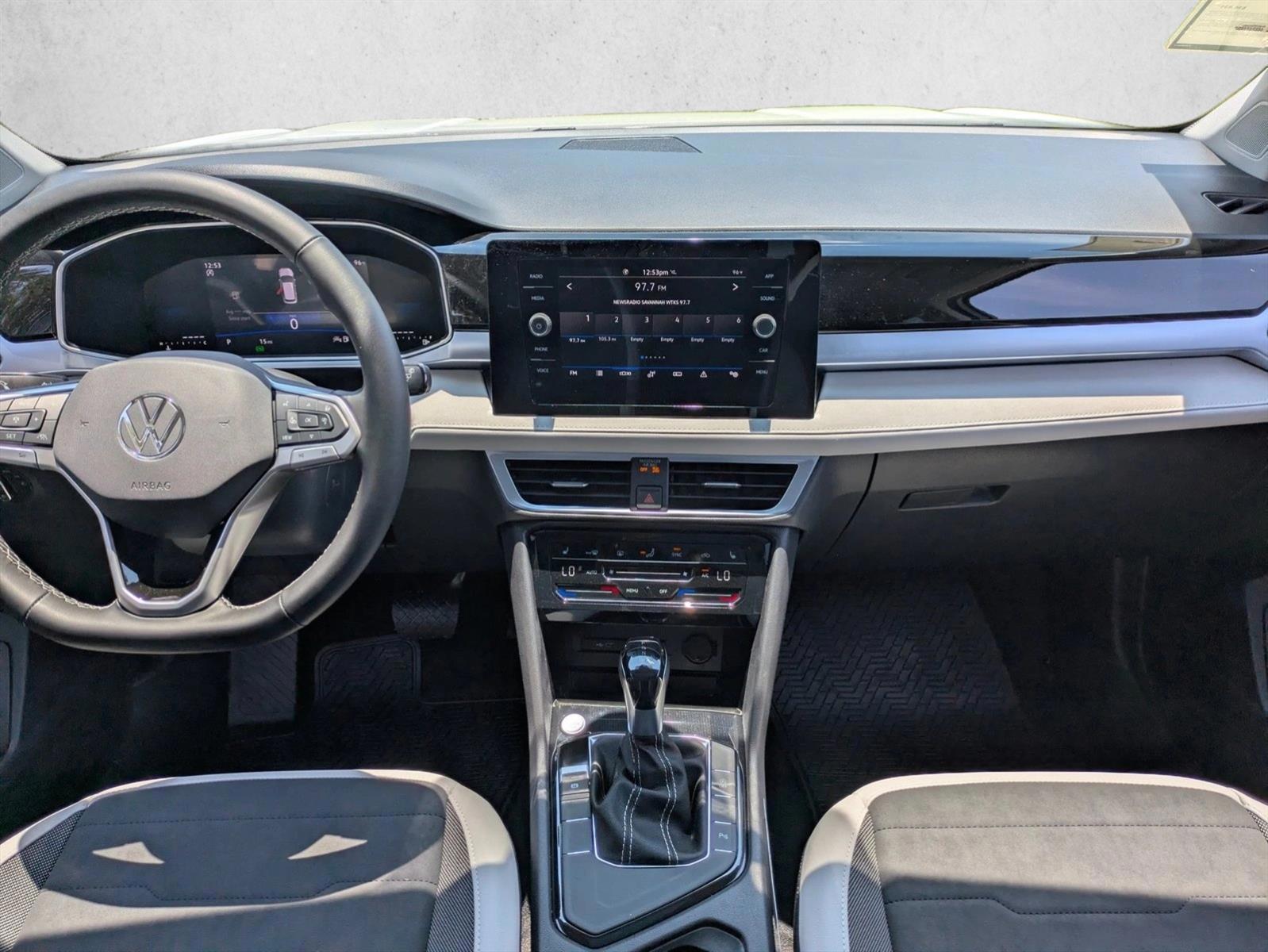 Thumbnail: 2026 Volkswagen Taos - 3