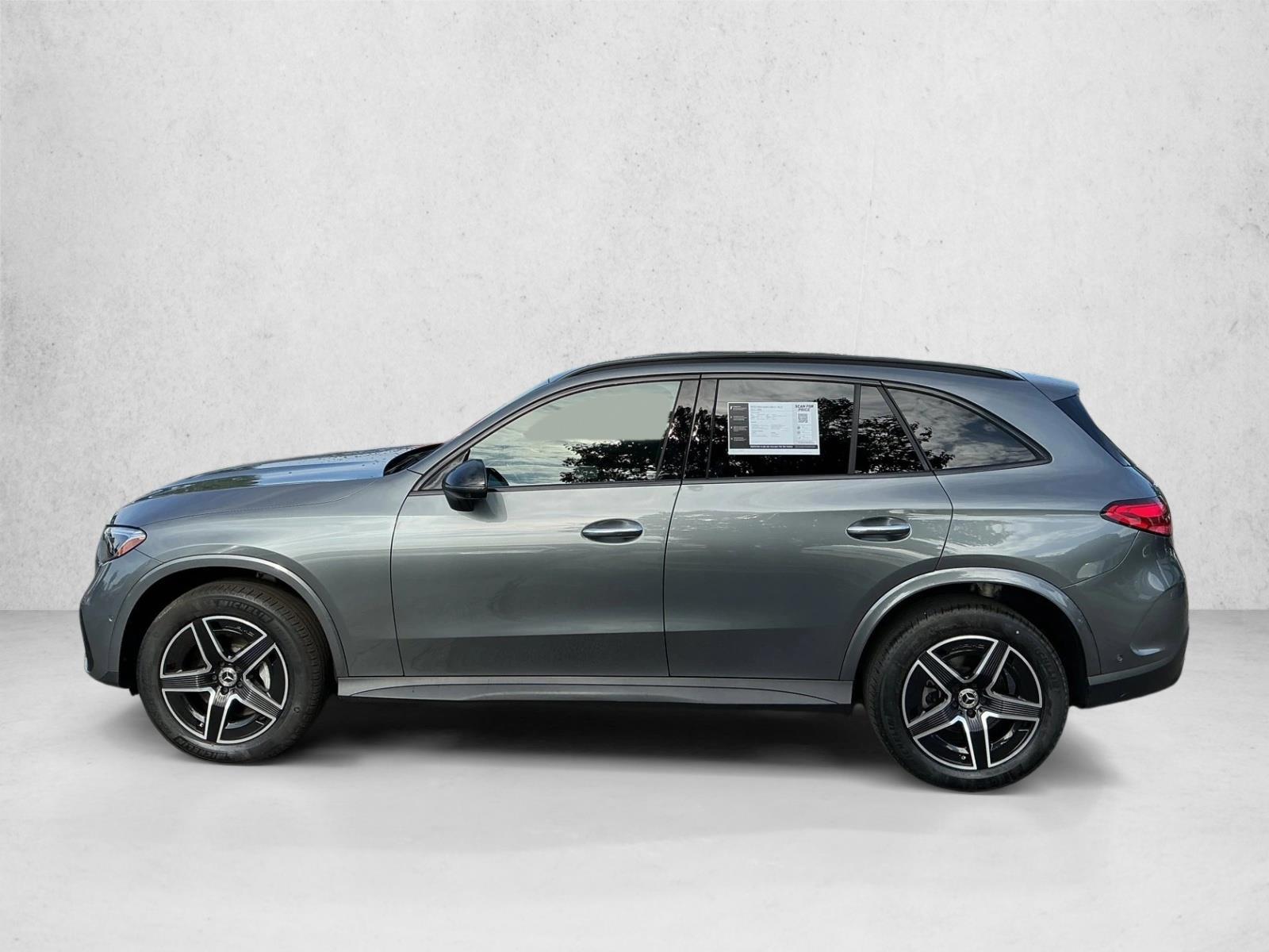 Thumbnail: 2023 Mercedes-Benz GLC - 2